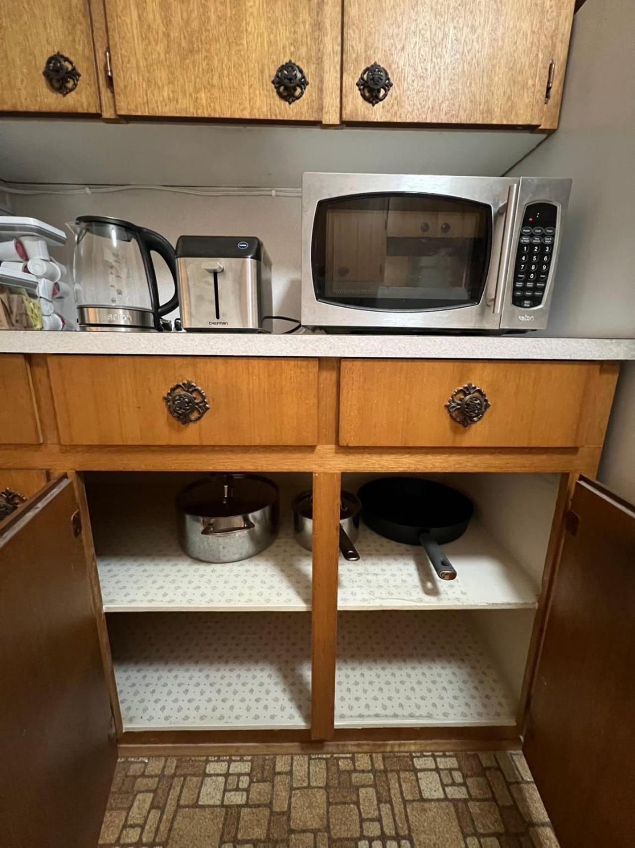 Vintage And Secluded In West Homestay Vancouver
