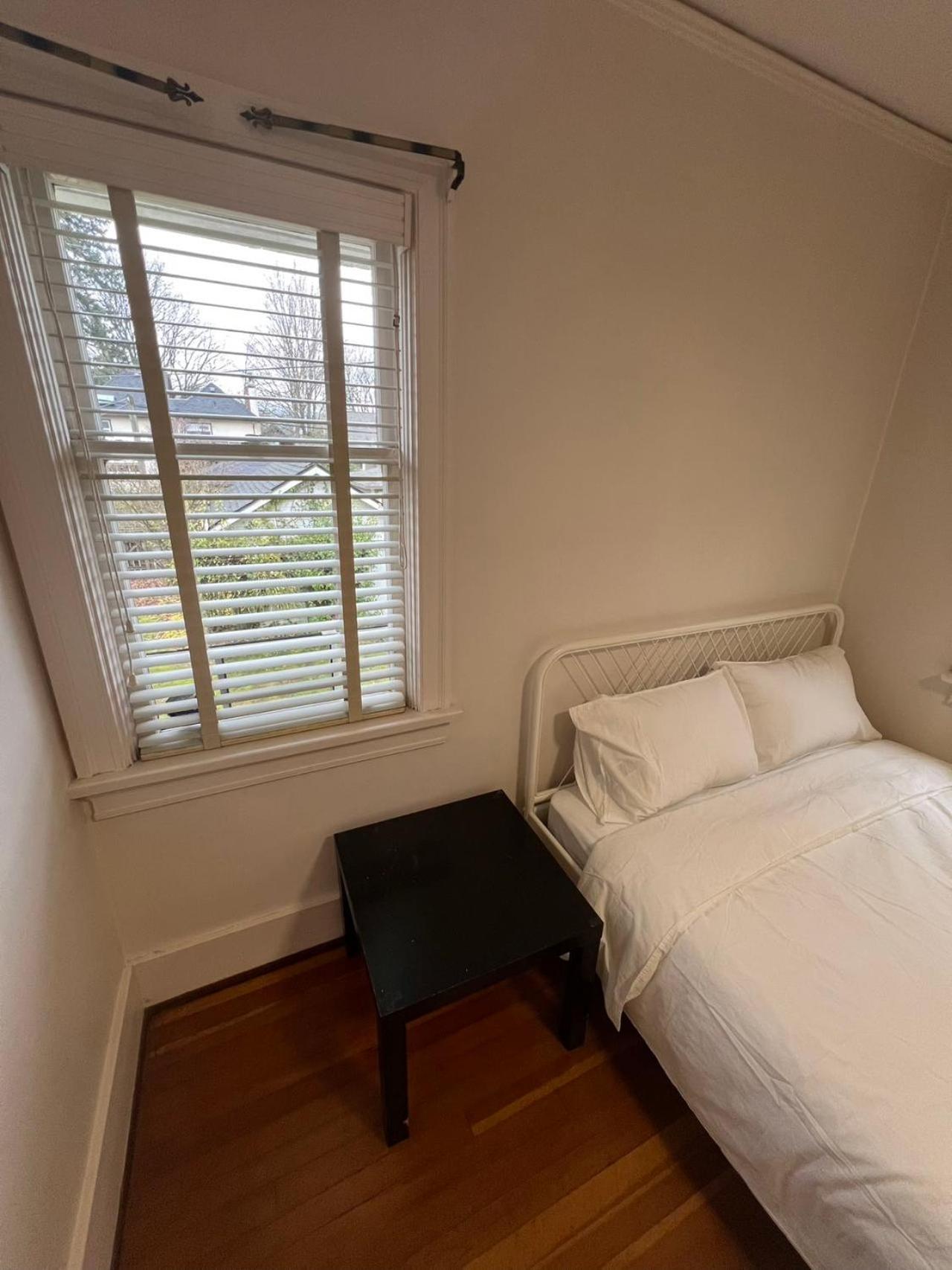 Vintage And Secluded In West Homestay *