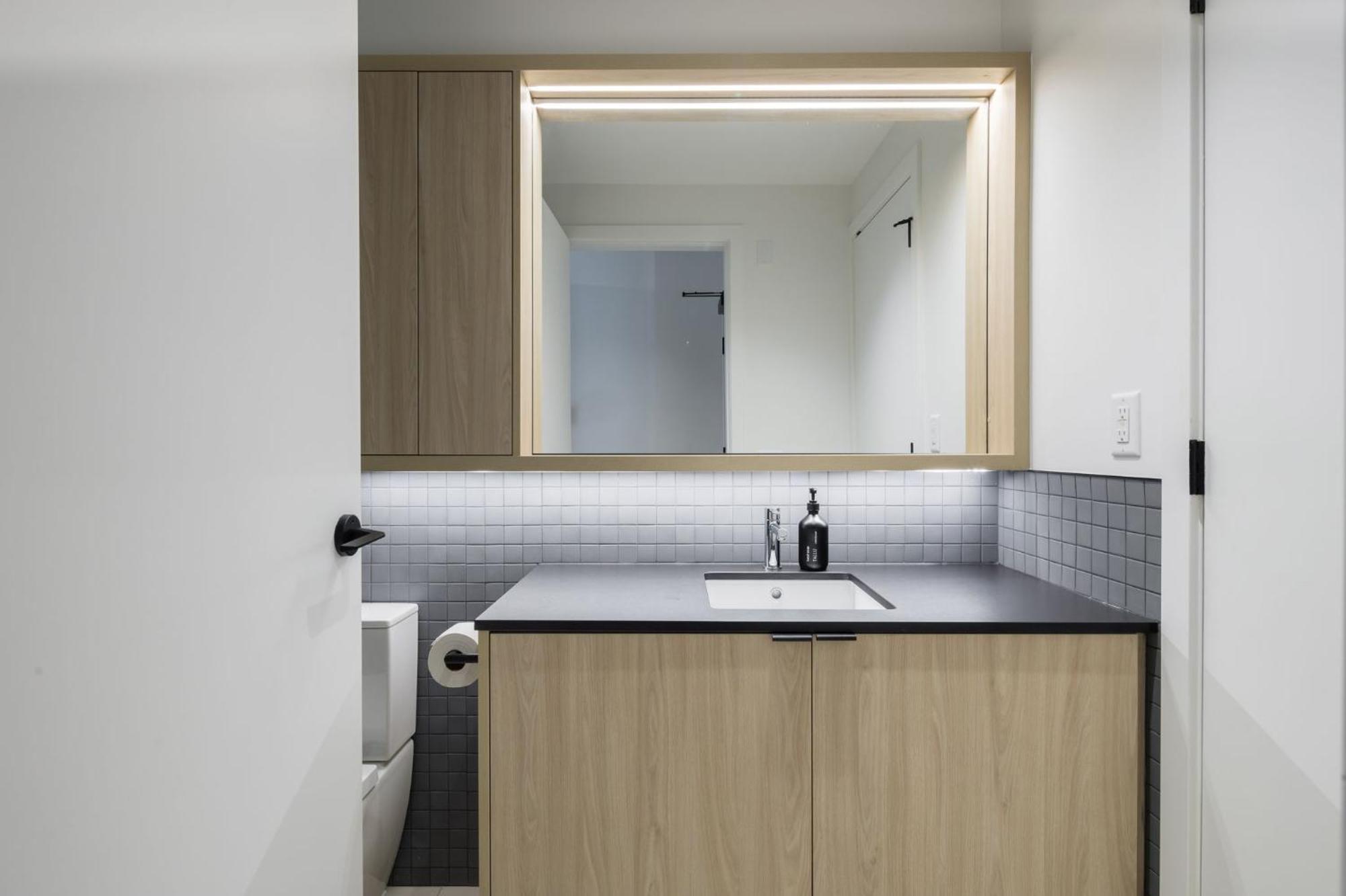 Smithe House Hotel Vancouver
