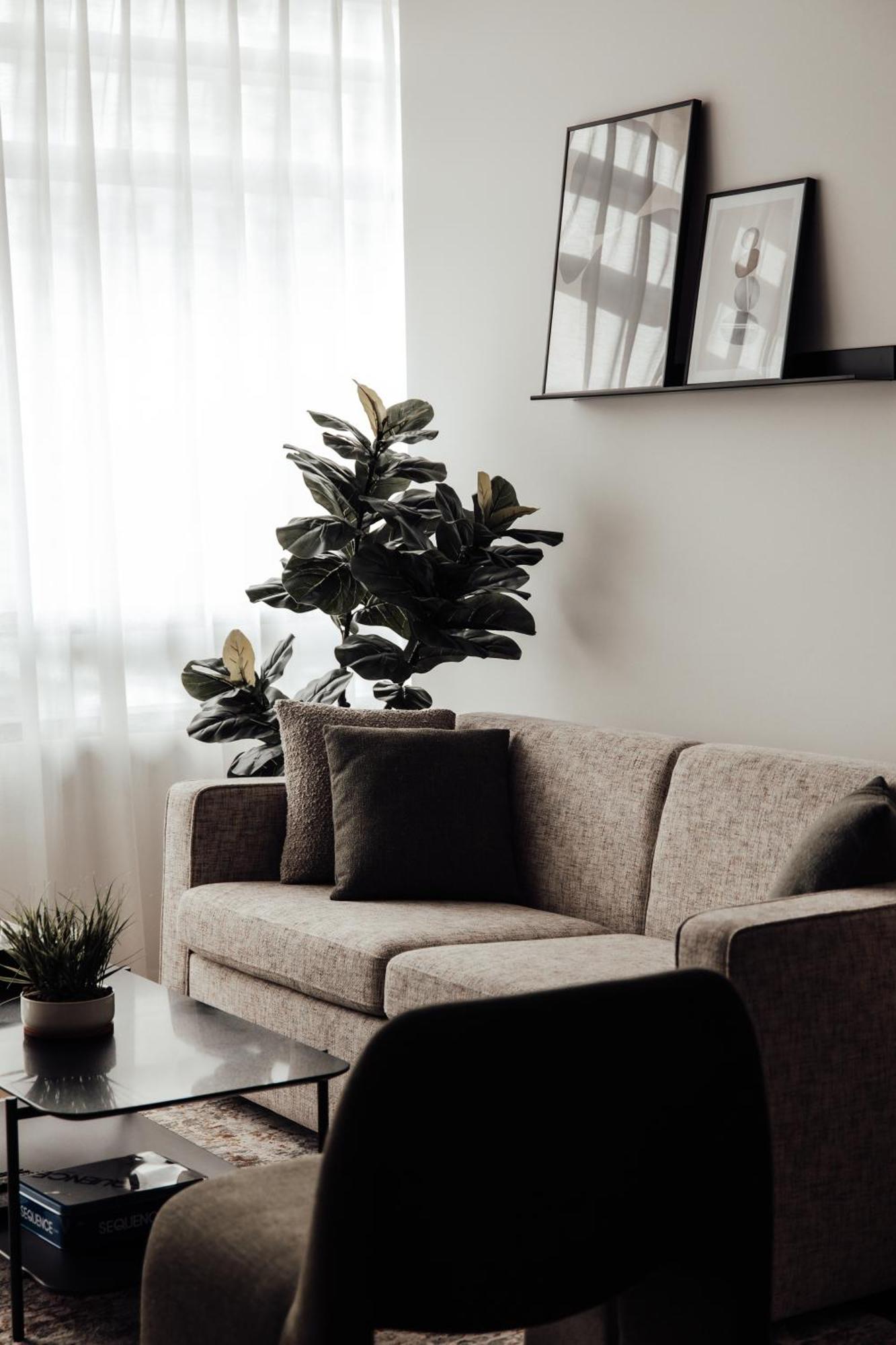 Smithe House Hotel