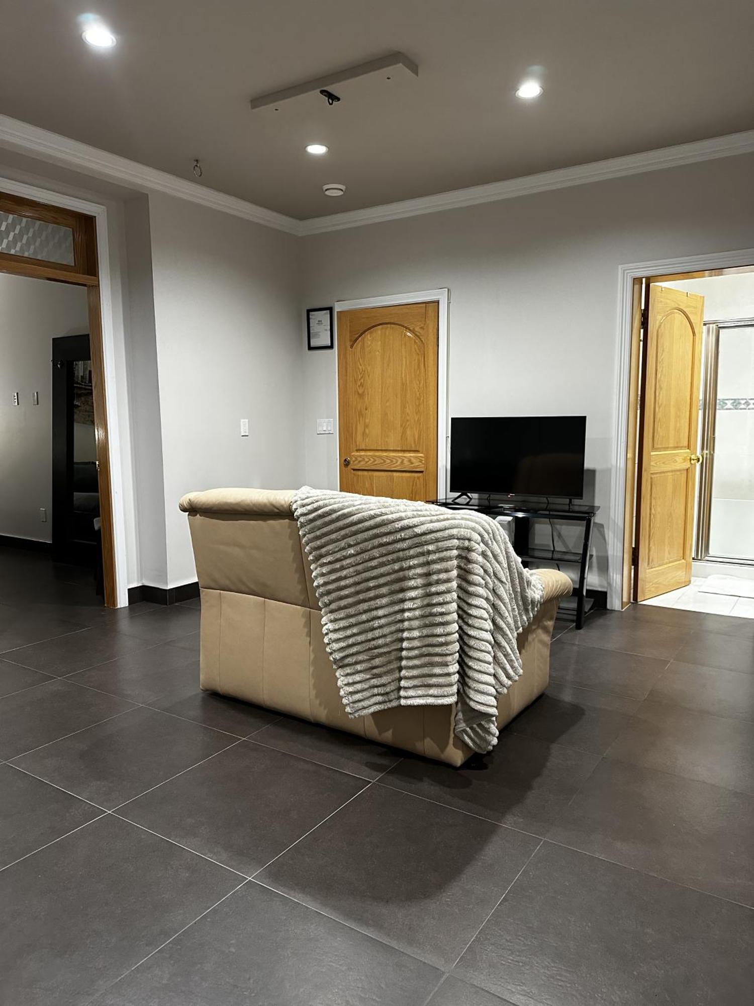 Luxury Near Yvr And Downtown