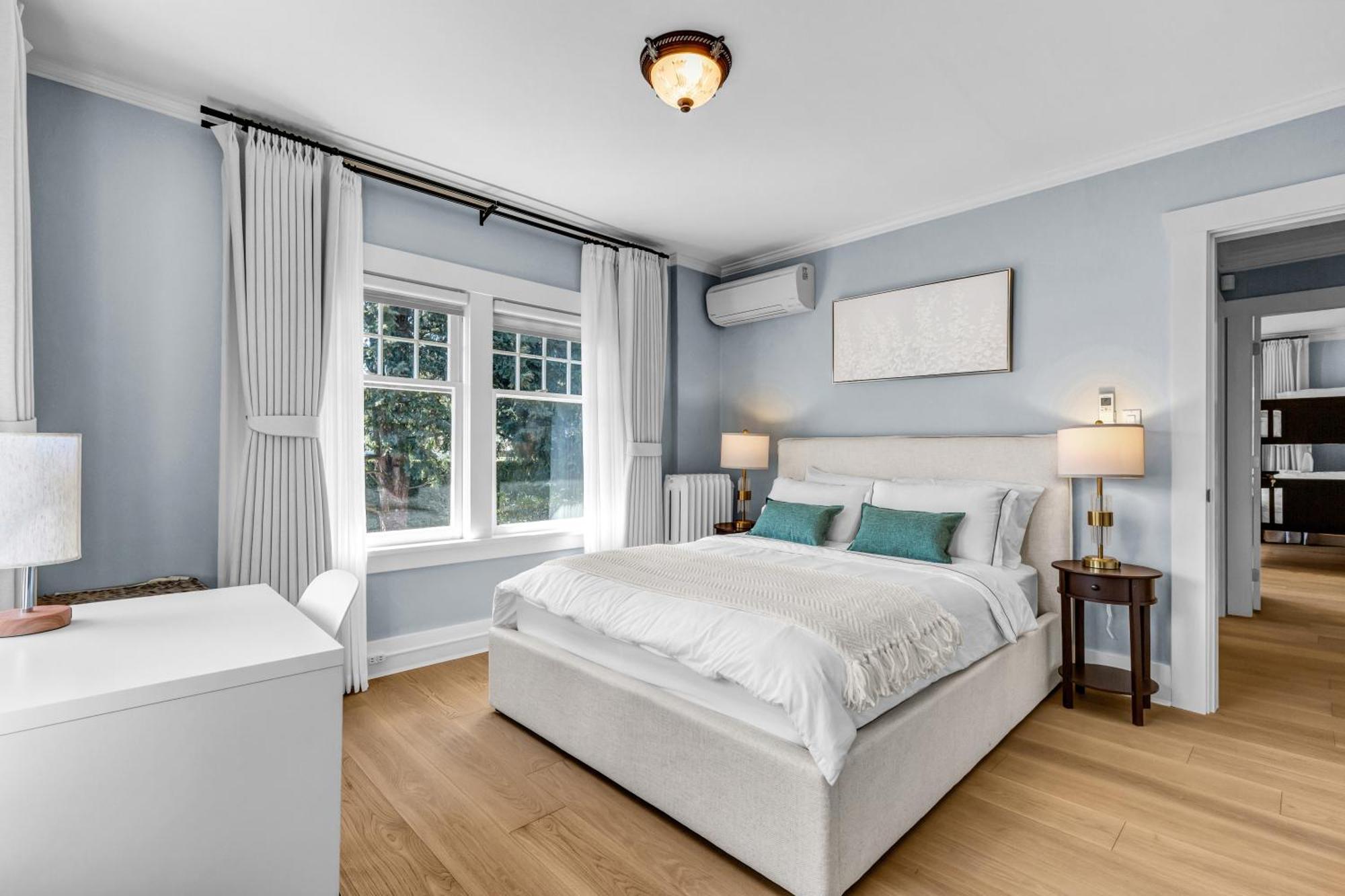 Homestay West King Edward Luxury Guest