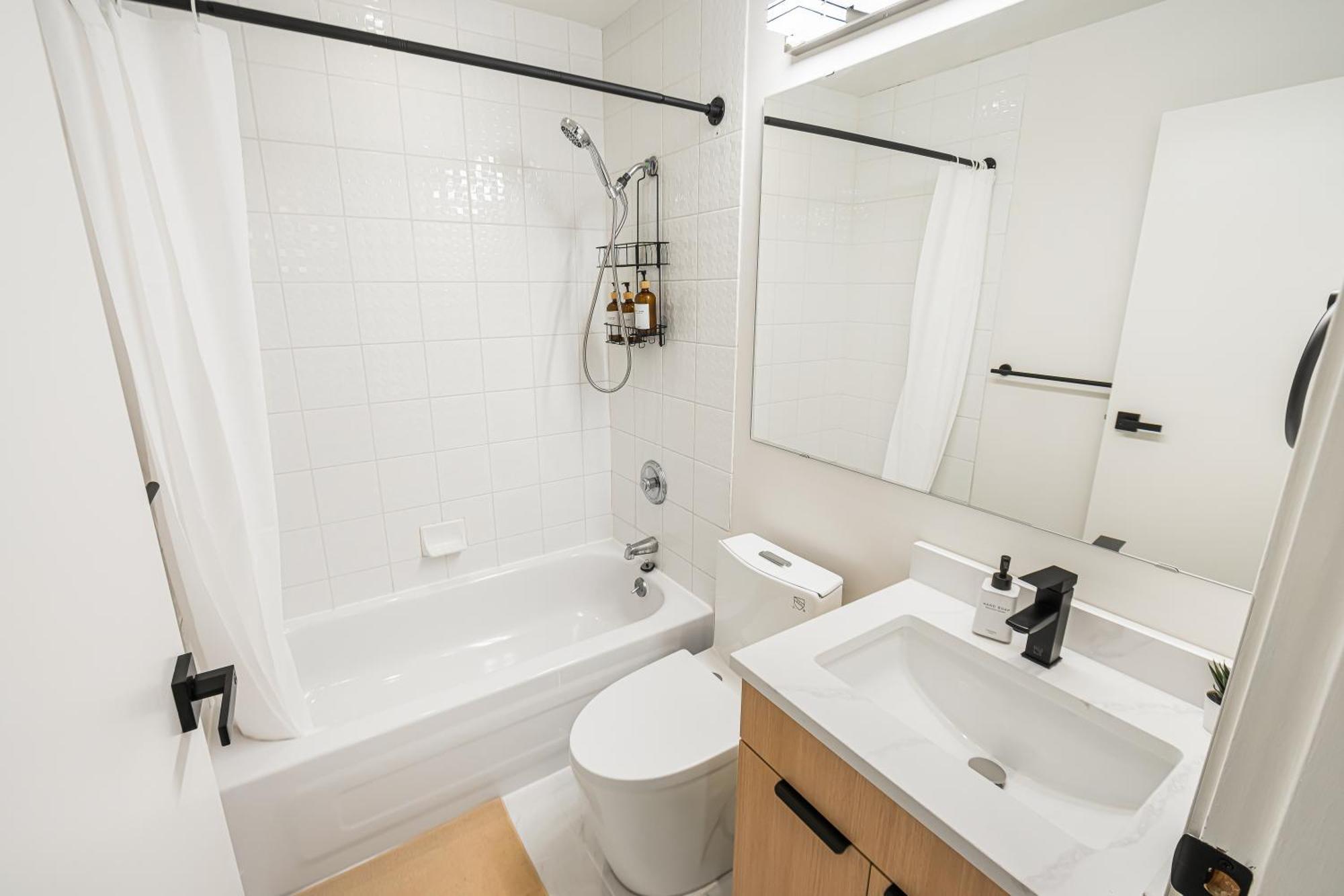 Apartment Modern & Cozy In The Heart Of Downtown *