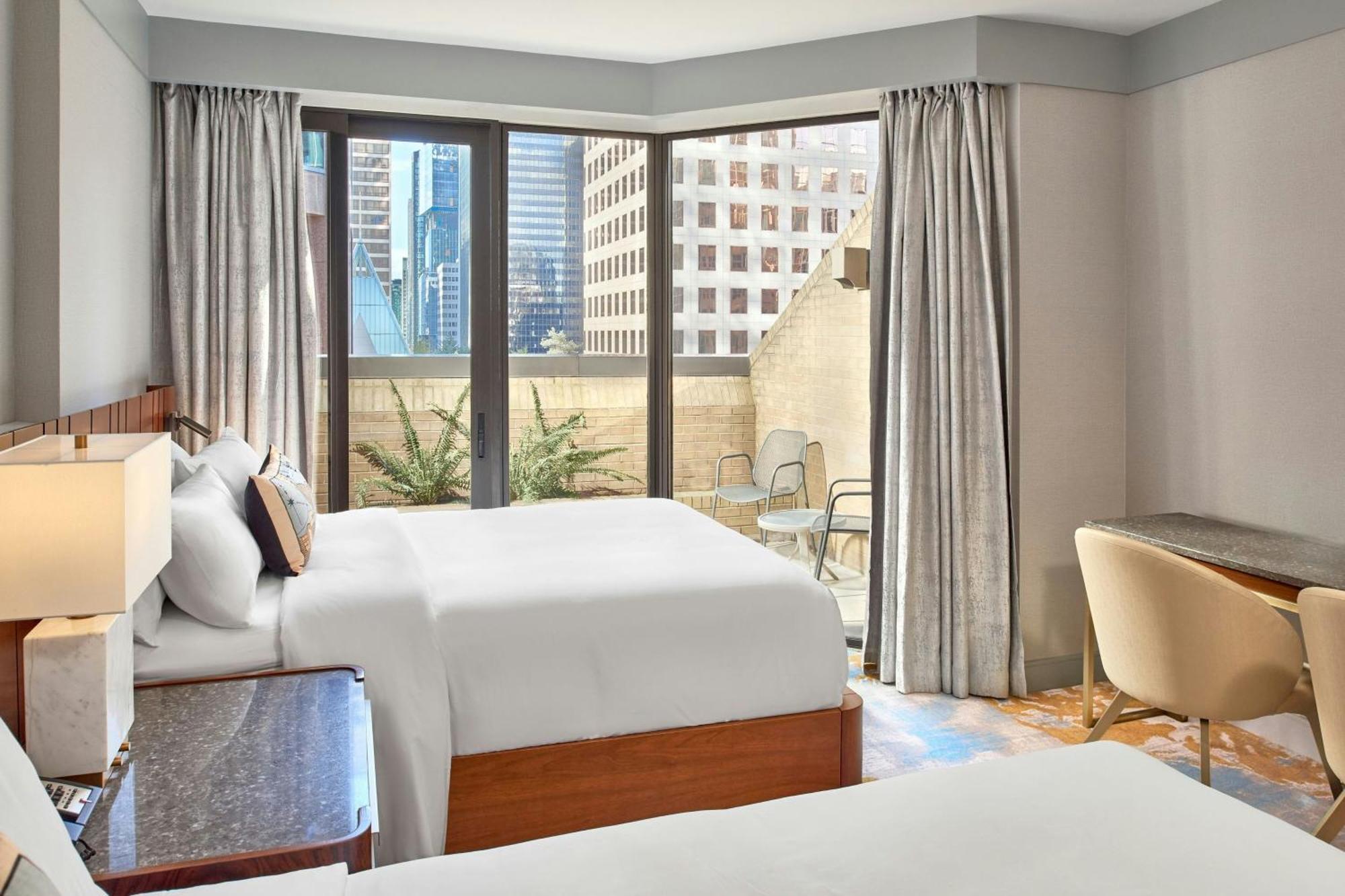 Metropolitan Hotel Vancouver