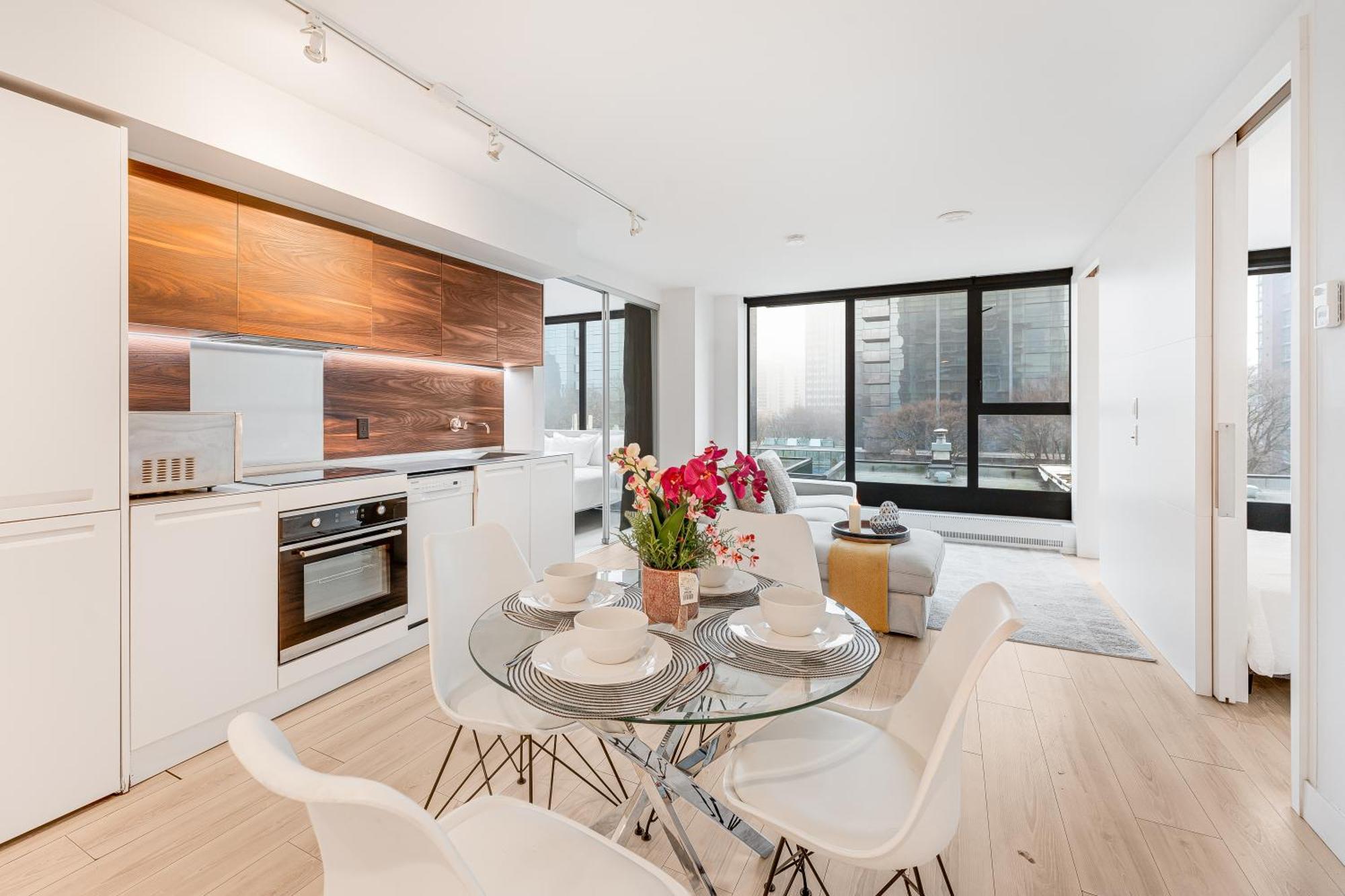 Bright And Cozy 2 Bedroom Perfect For Families And Groups * Vancouver