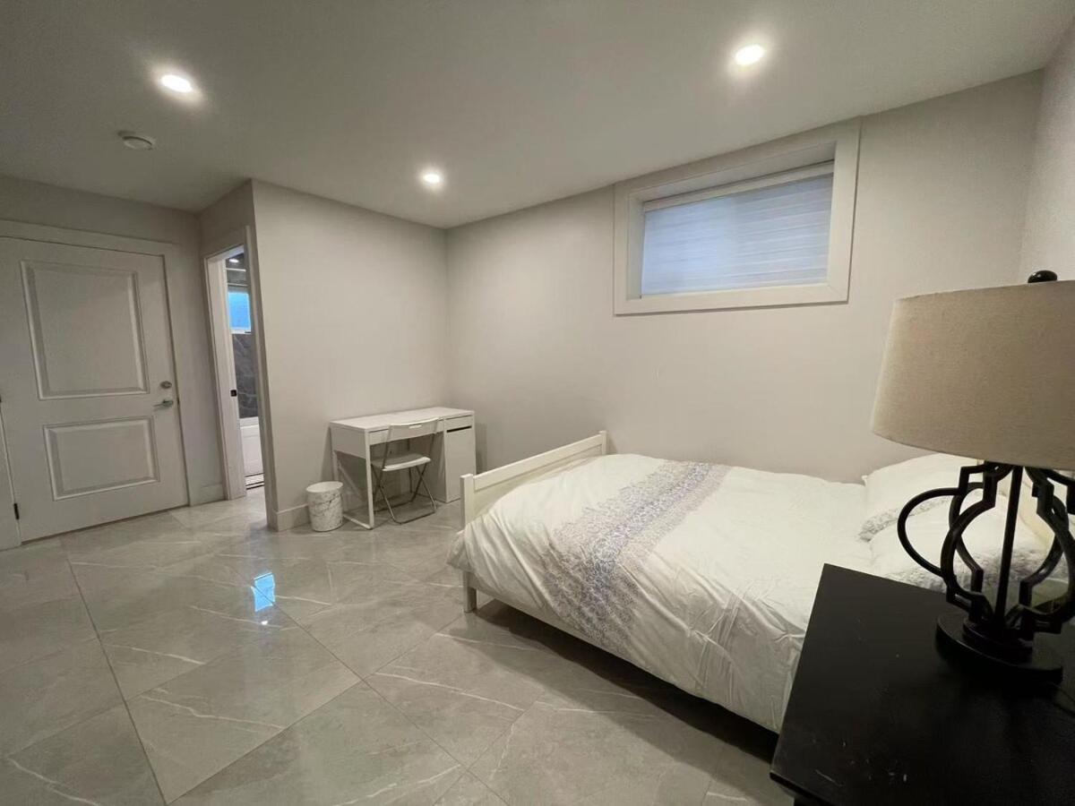 Holiday home Spacious & Modern Comfort Retreat In The Vancouver