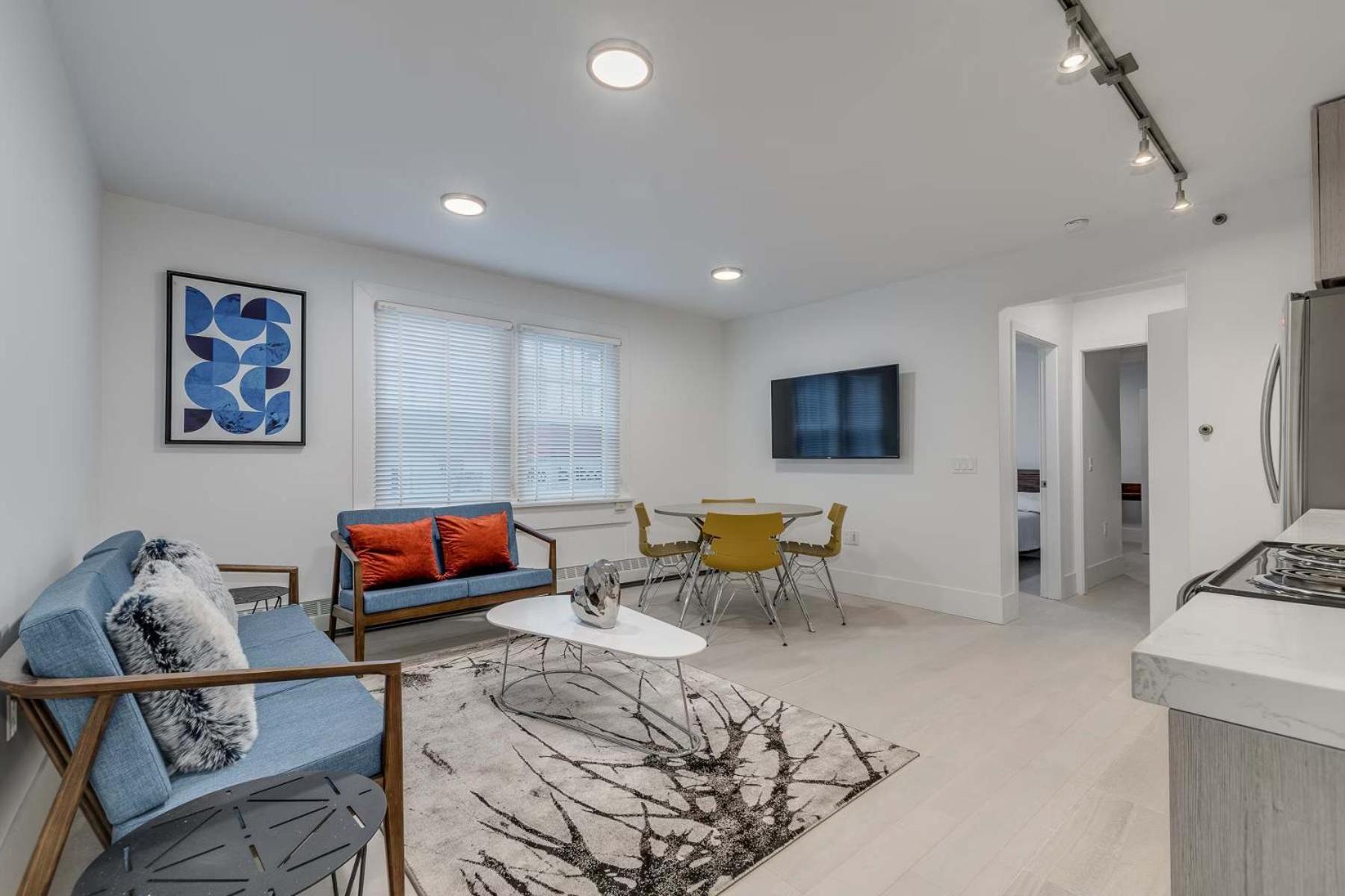 Apartment Modern And Stylish With A Cozy Vibe