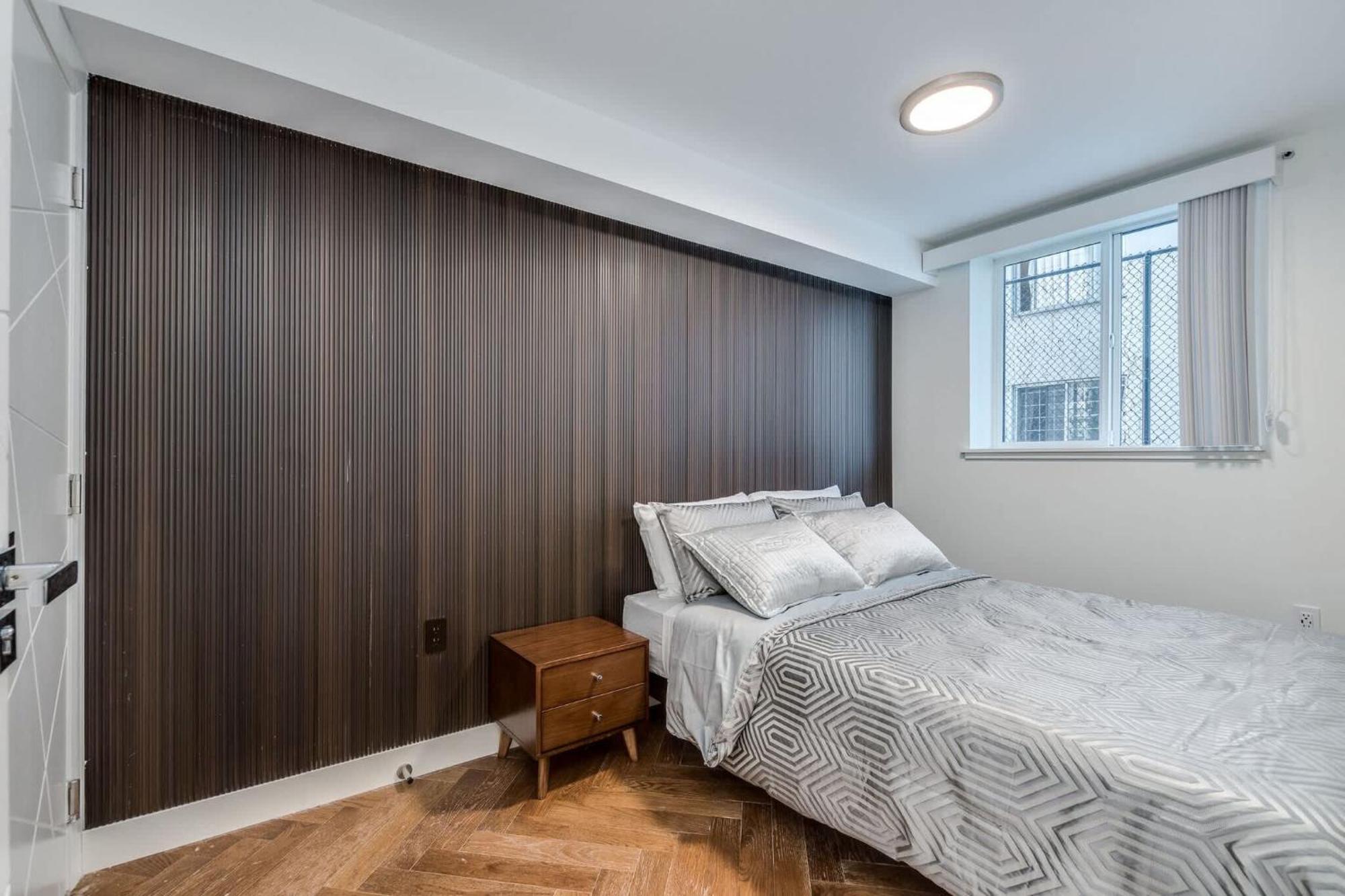 Apartment Downtown Luxury - Chic Spacious &
