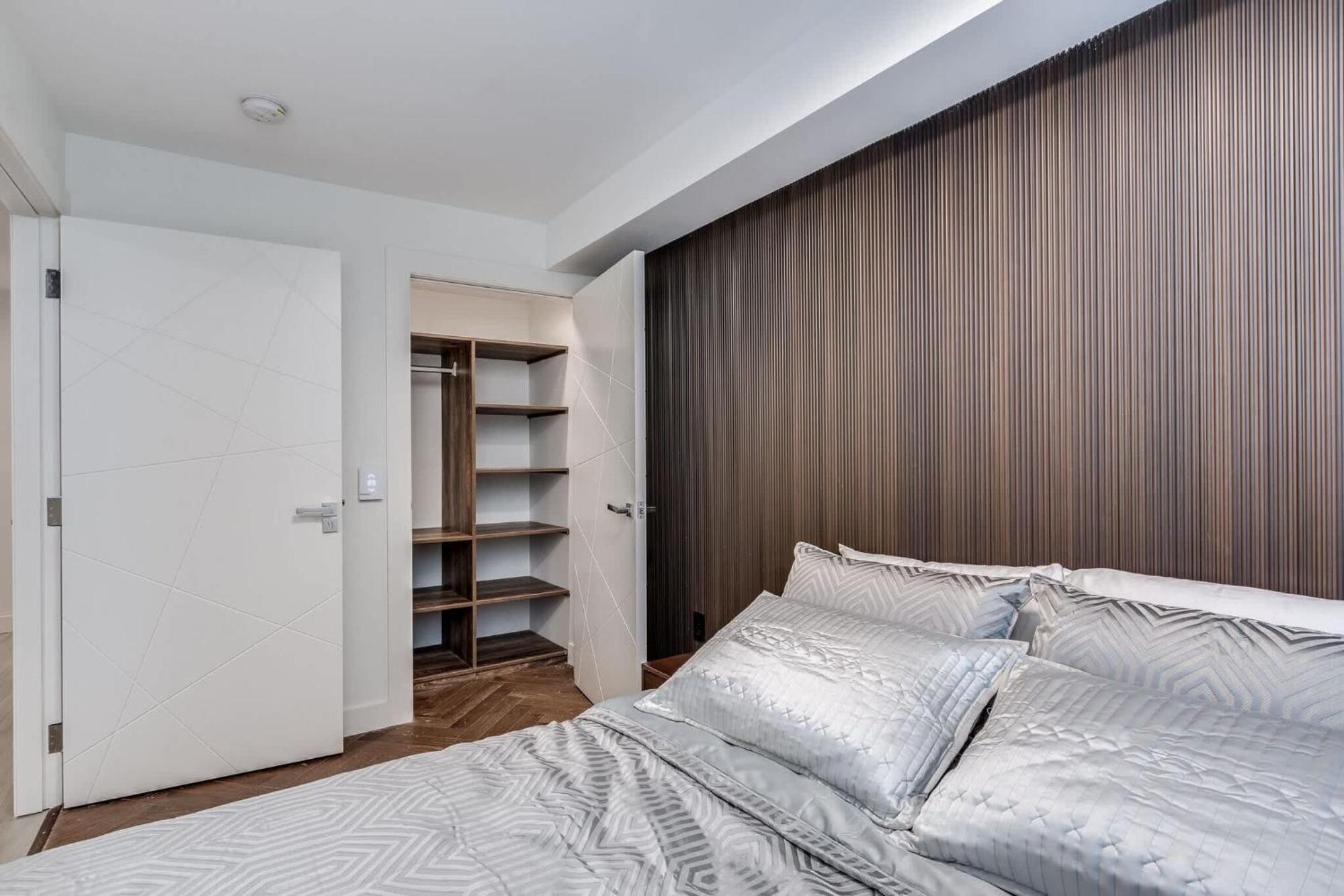 Downtown Luxury - Chic Spacious & Apartment Vancouver