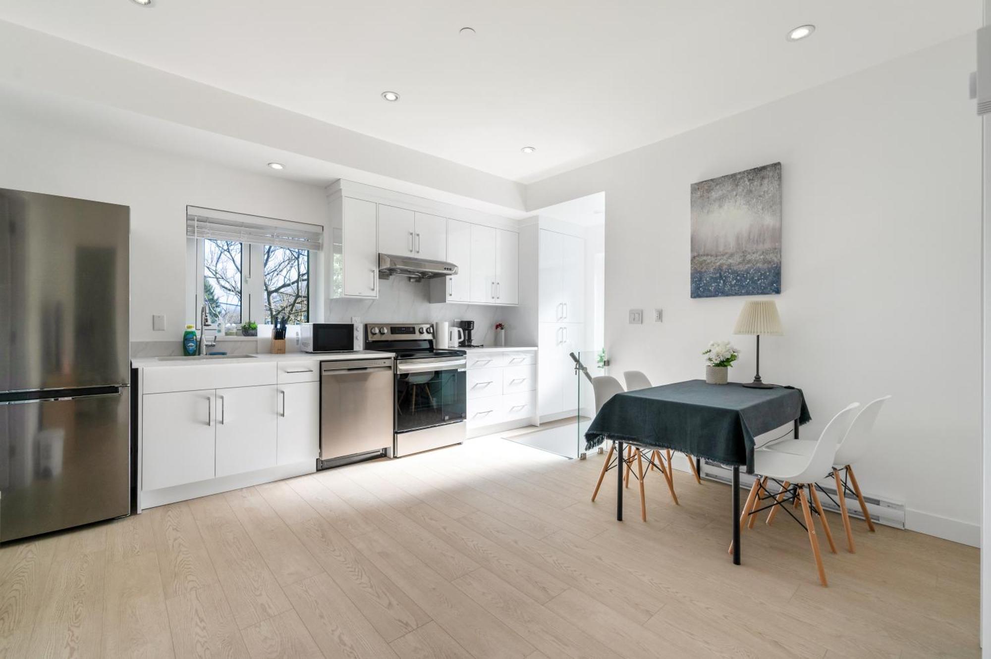 Holiday home Charming 2-bd Retreat In The Heart Of