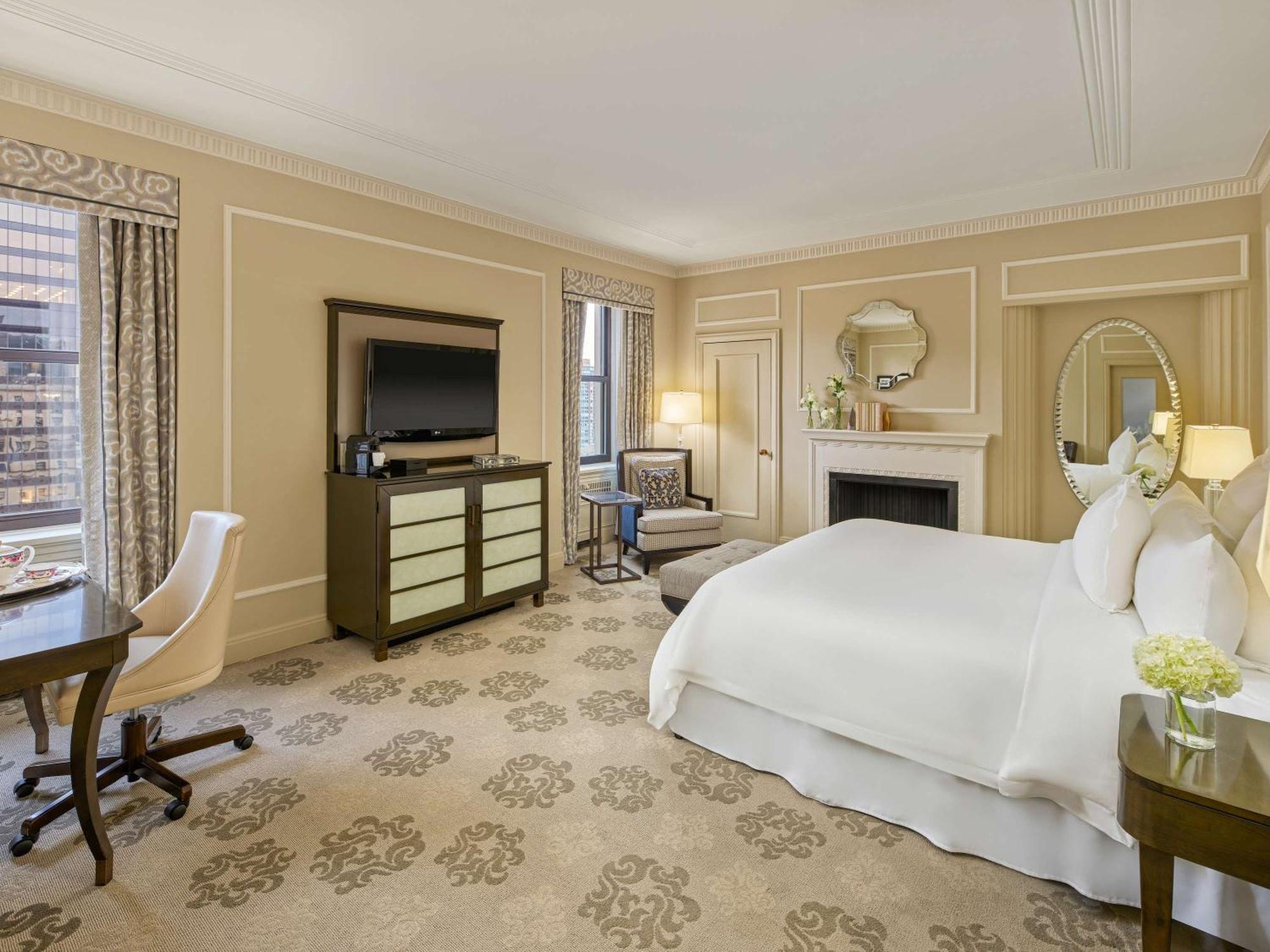 Fairmont Hotel 5*