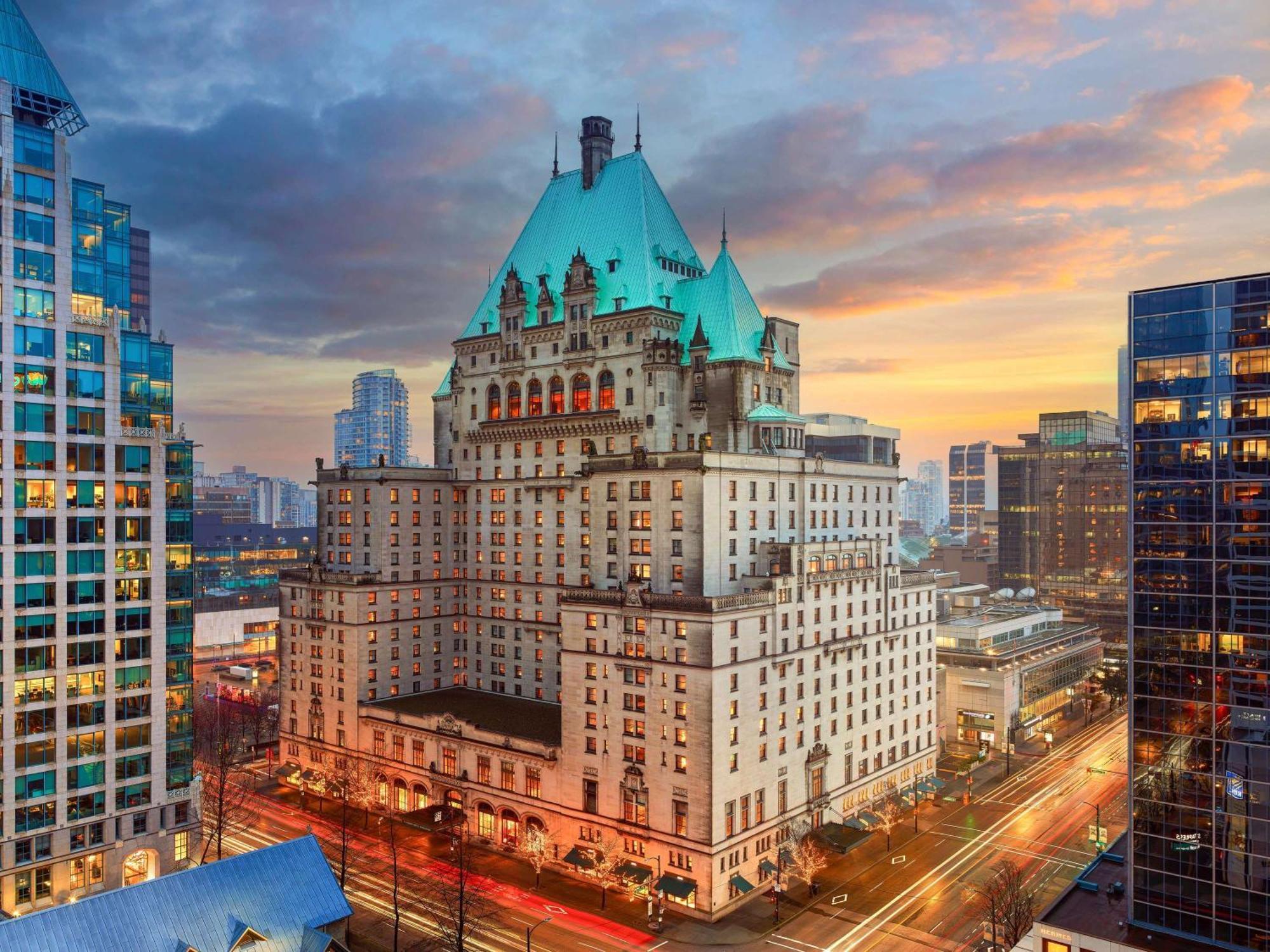 Fairmont Hotel 5*