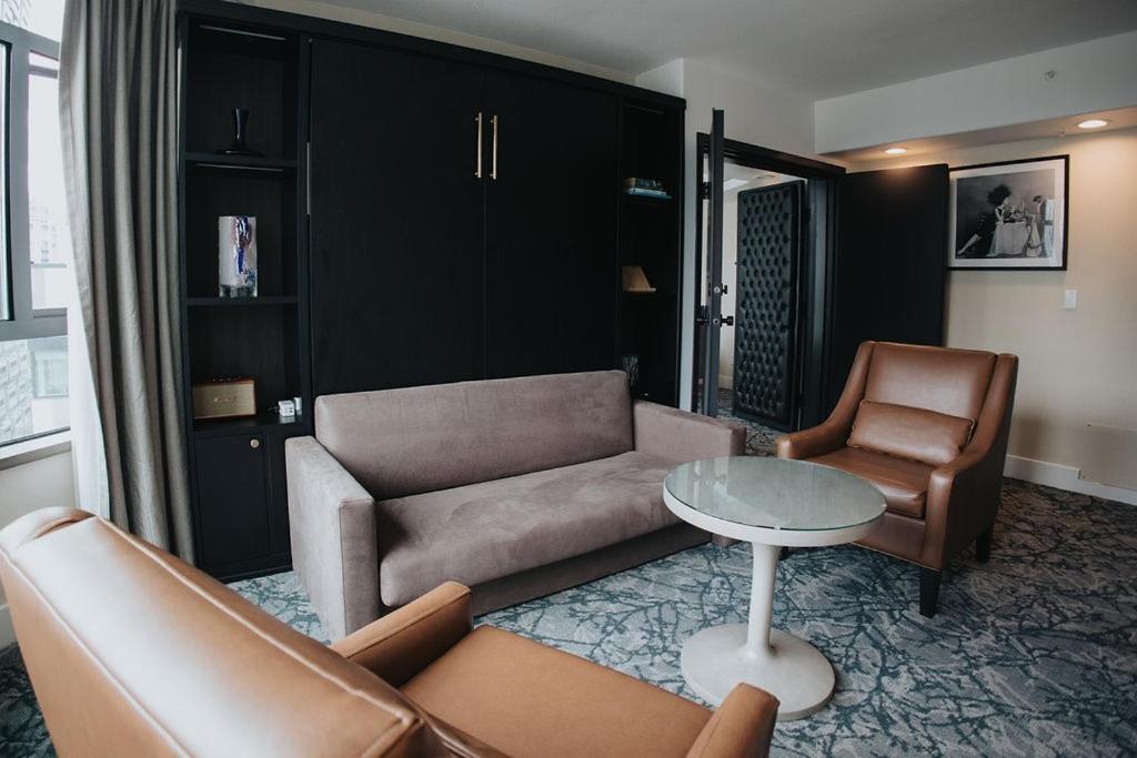 The Parker And Rooftop 4*
