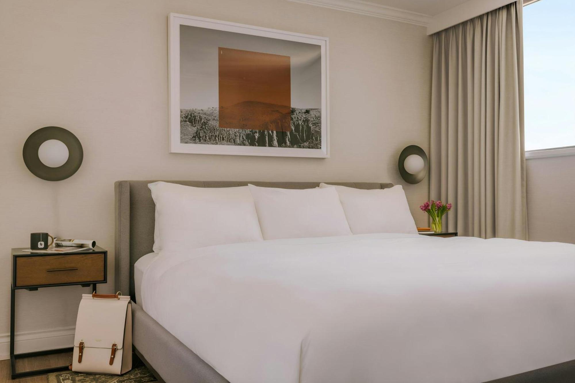 Sonder The Sunset Aparthotel
