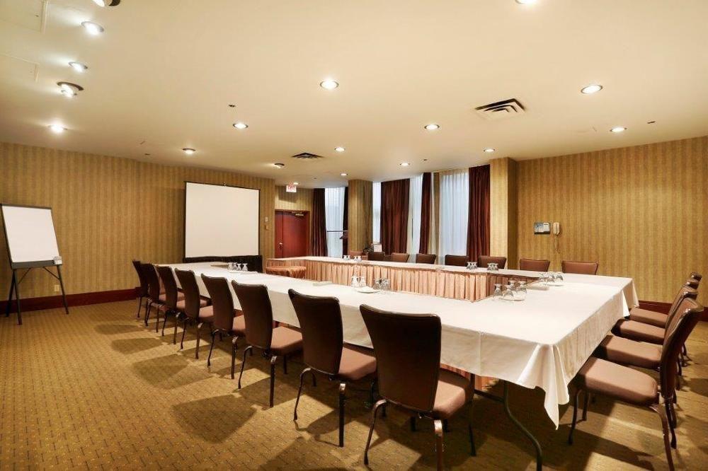 The Listel Hotel 4*