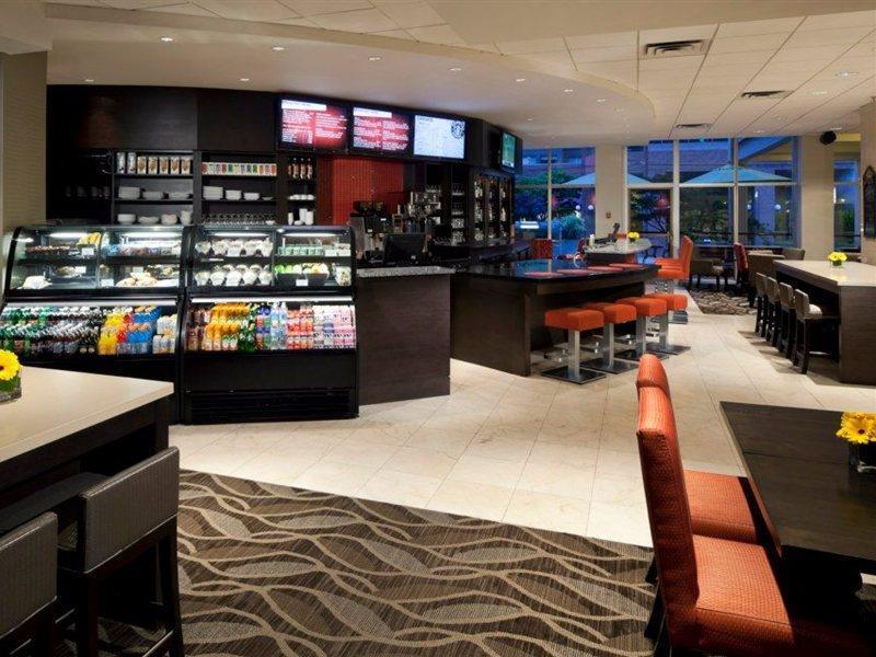 Hotel & Downtown By Ihg Vancouver
