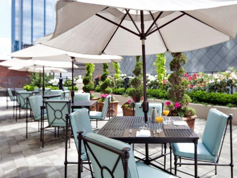 Hotel L'hermitage Vancouver