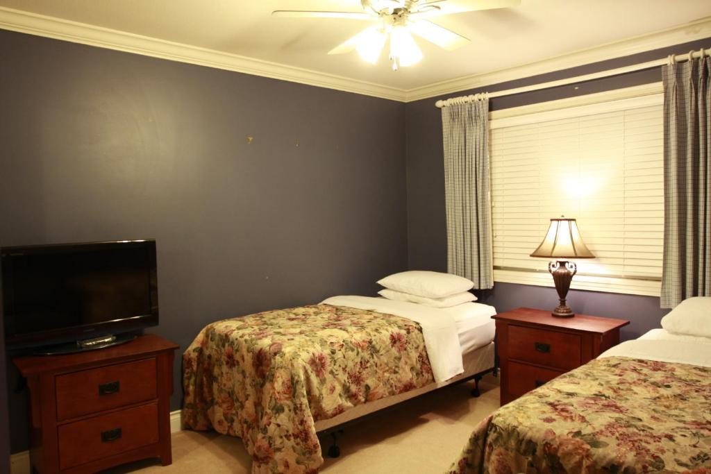 Camilla House 4*