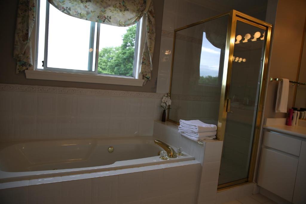 Bed & Breakfast Camilla House 4*