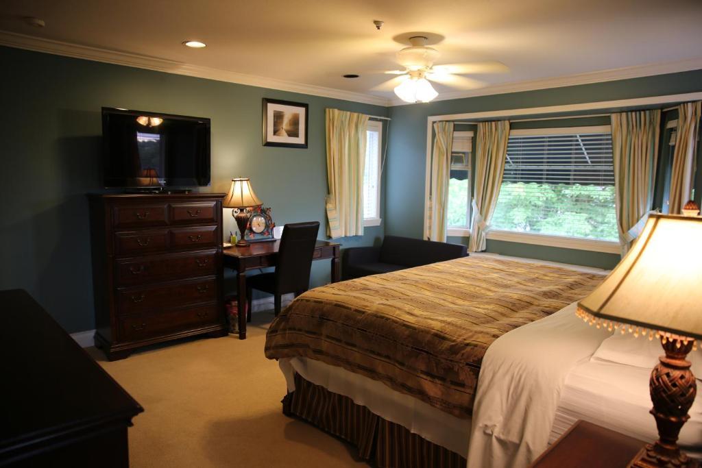 Camilla House Bed & Breakfast Vancouver