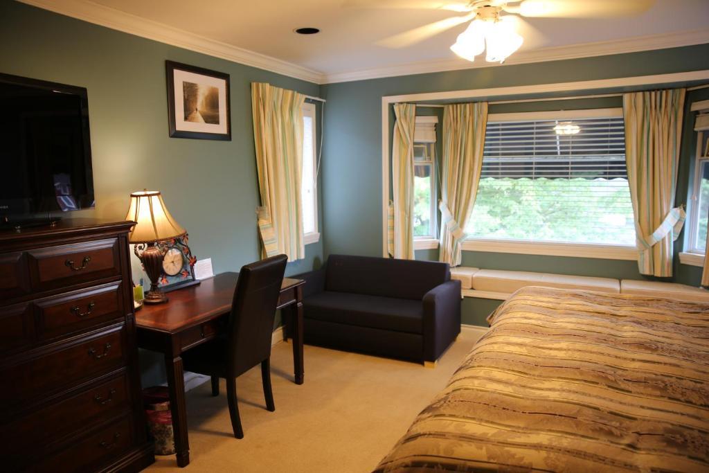 Bed & Breakfast Camilla House