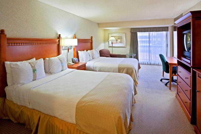 & Downtown By Ihg Vancouver