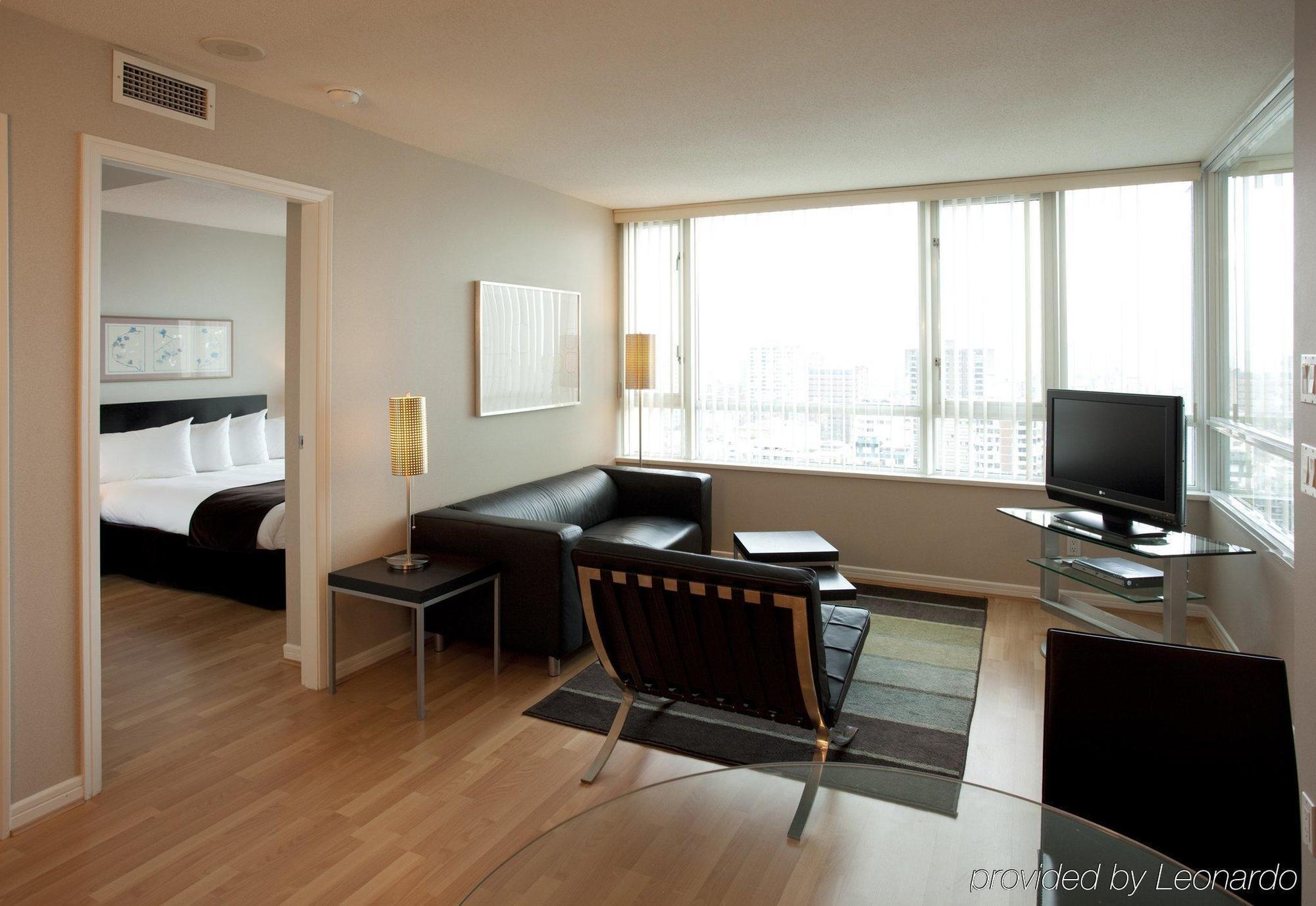 Carmana & Hotel Vancouver