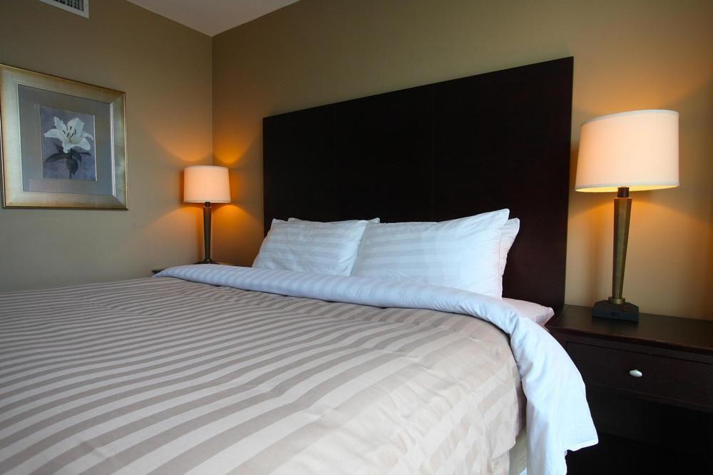 Rosedale Apartment *