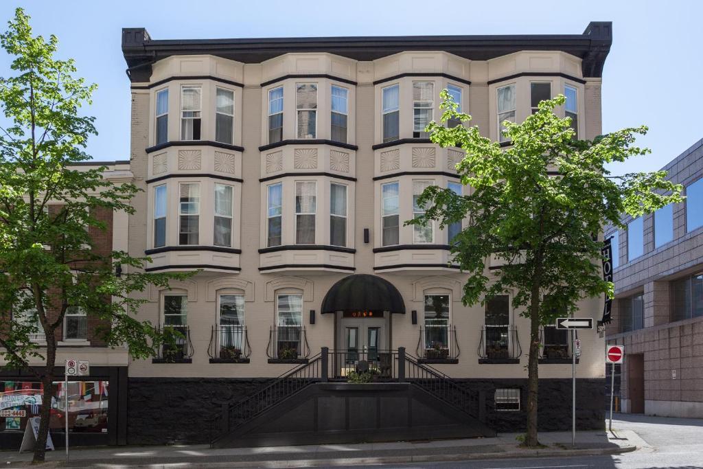 Hotel Victorian 3*