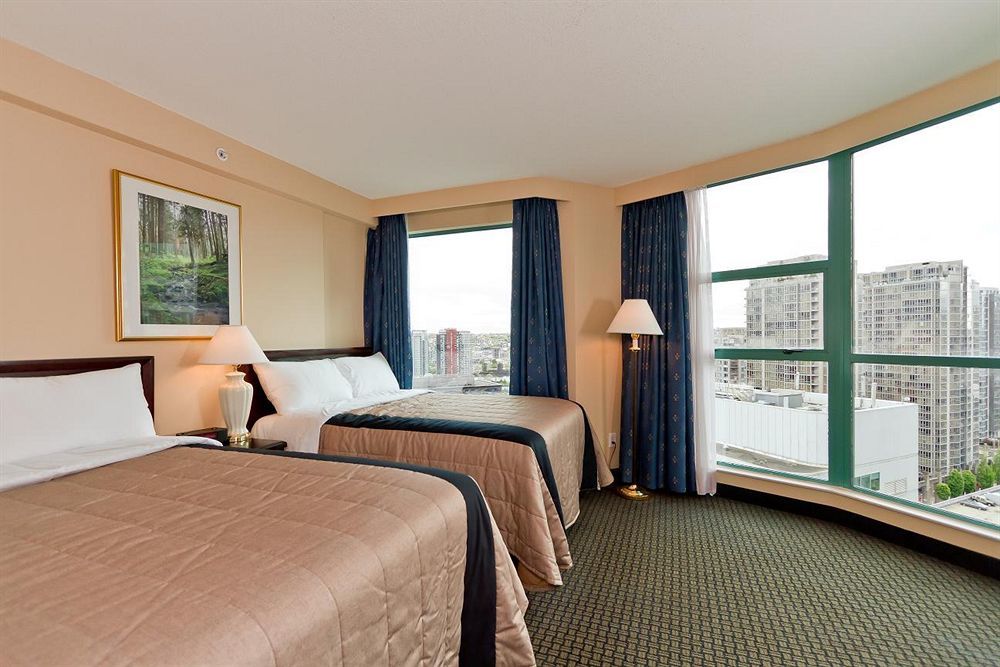Rosedale On Robson Hotel Vancouver