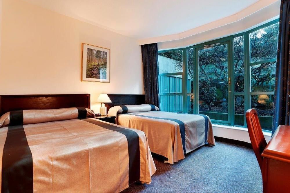 Rosedale On Robson Hotel Vancouver