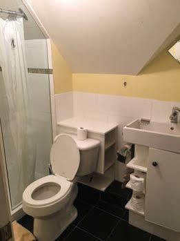 The Manor Guest house 3*