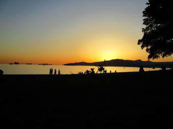 Sonder The Sunset 3* Vancouver