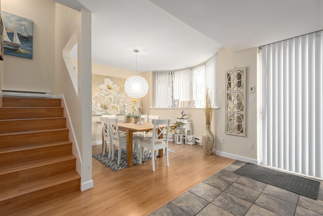 3br/3ba Downtown Luxury Townhouse