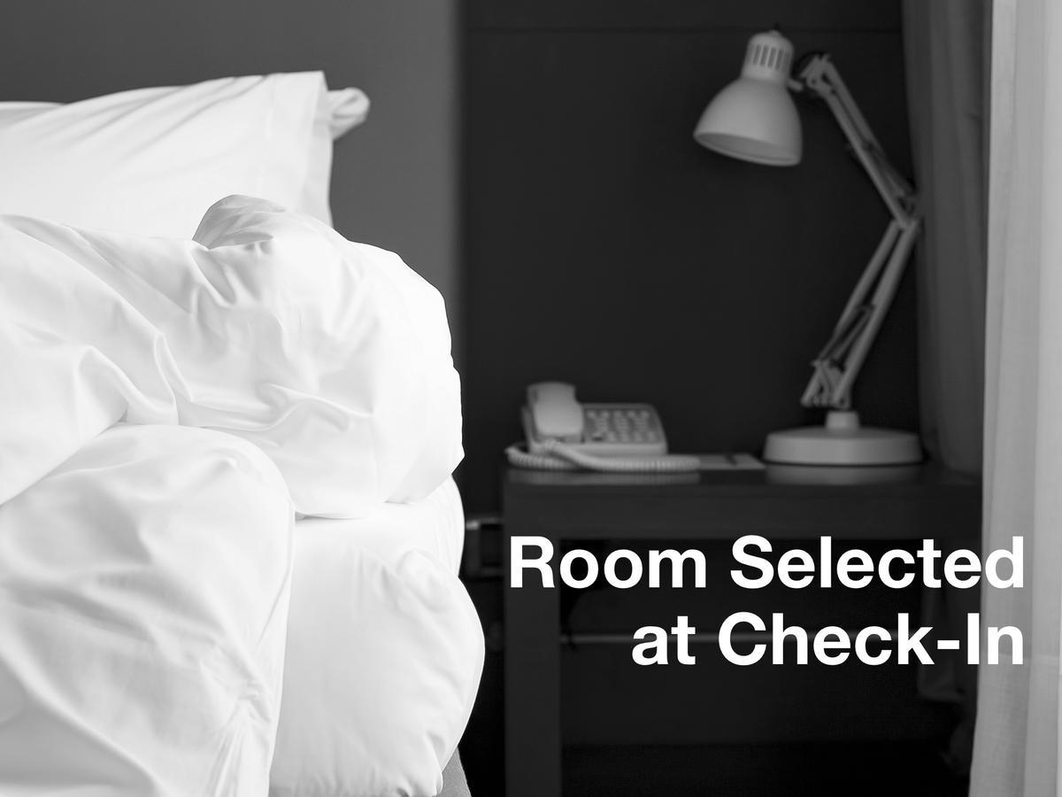Travelodge By Wyndham Lions Gate 2* Vancouver