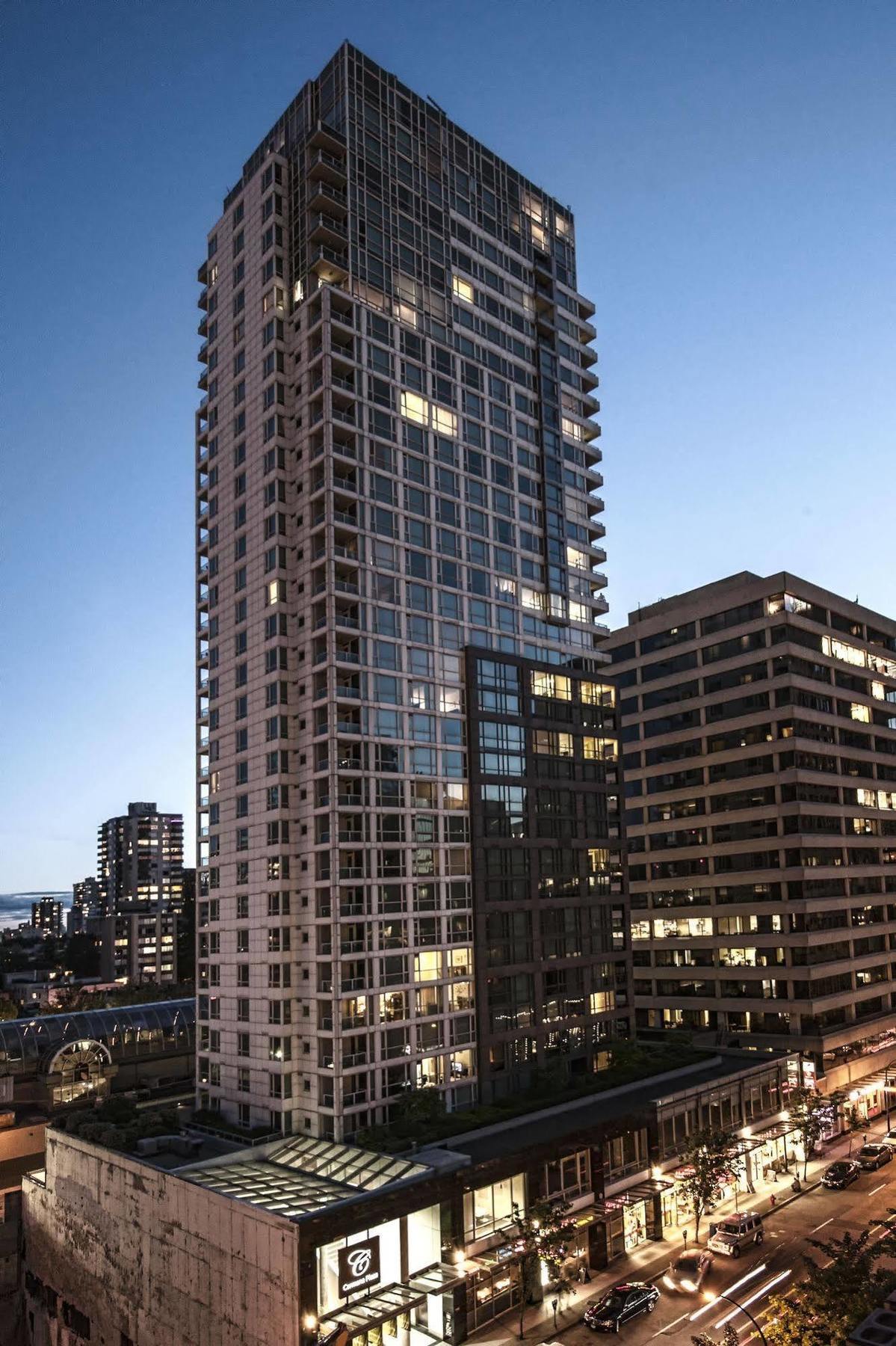 Carmana & Hotel Vancouver