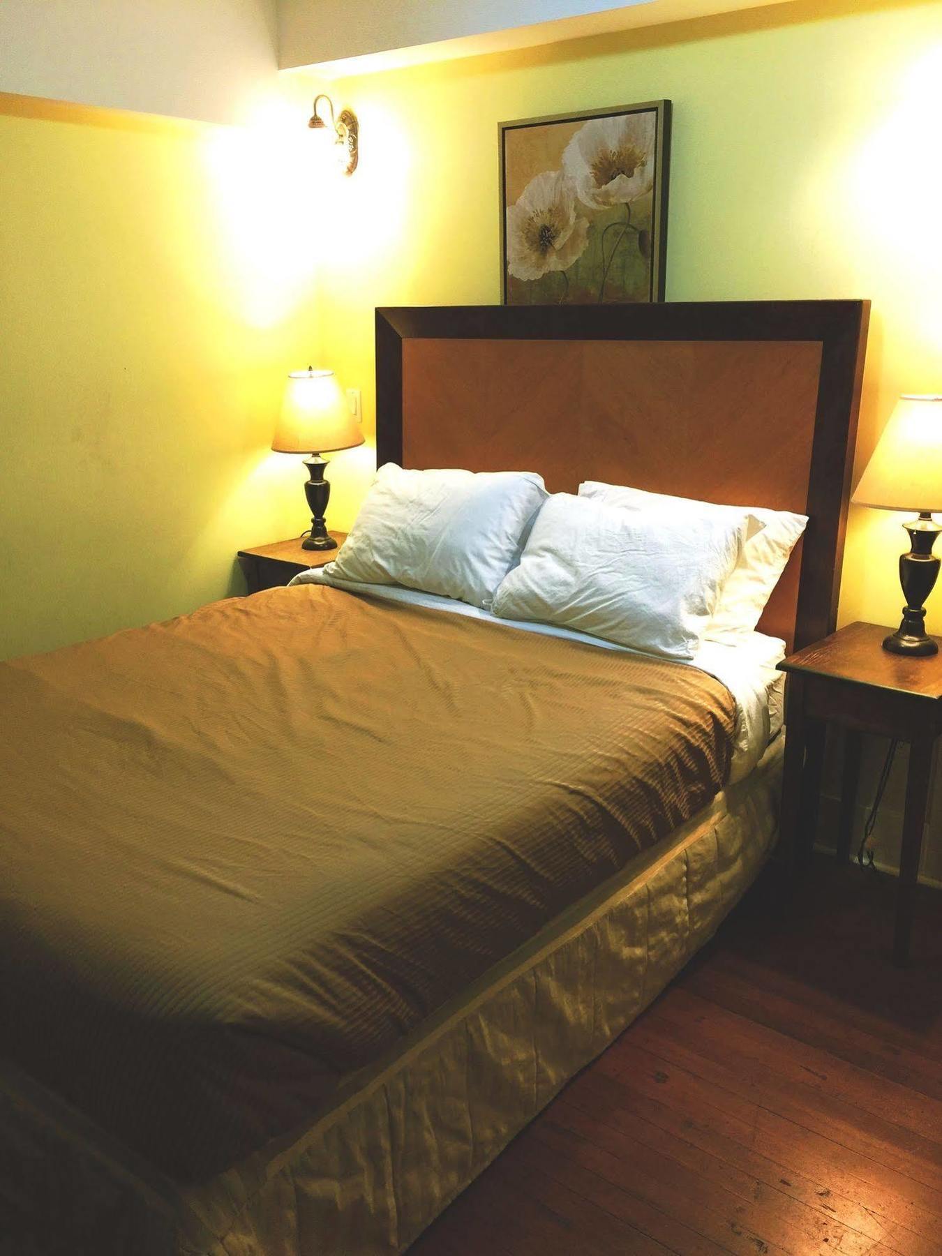 Guest house The Manor Vancouver