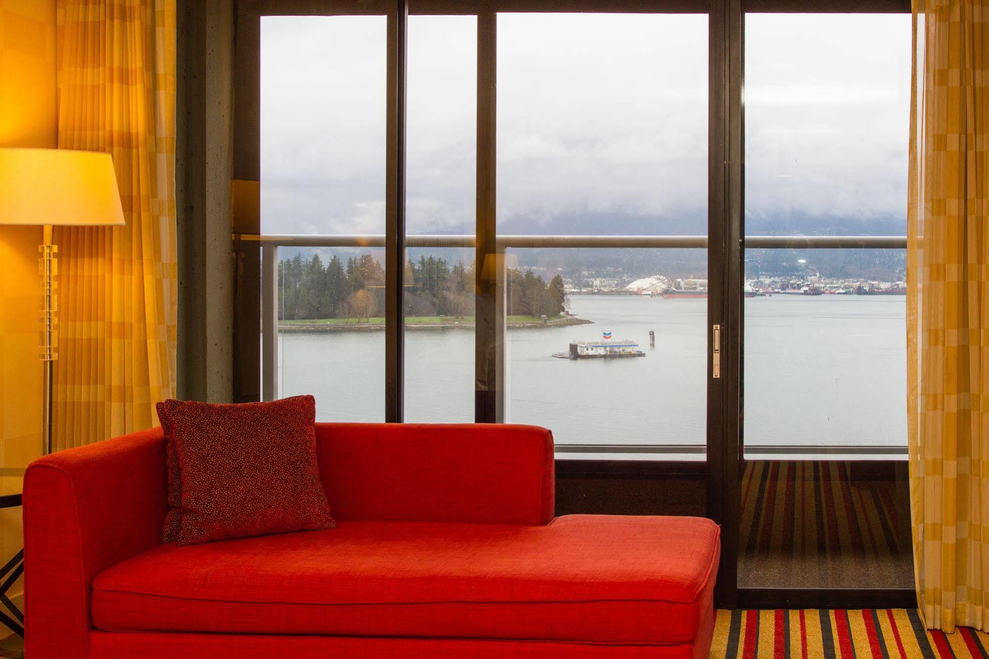Hotel Pinnacle Harbourfront 4*