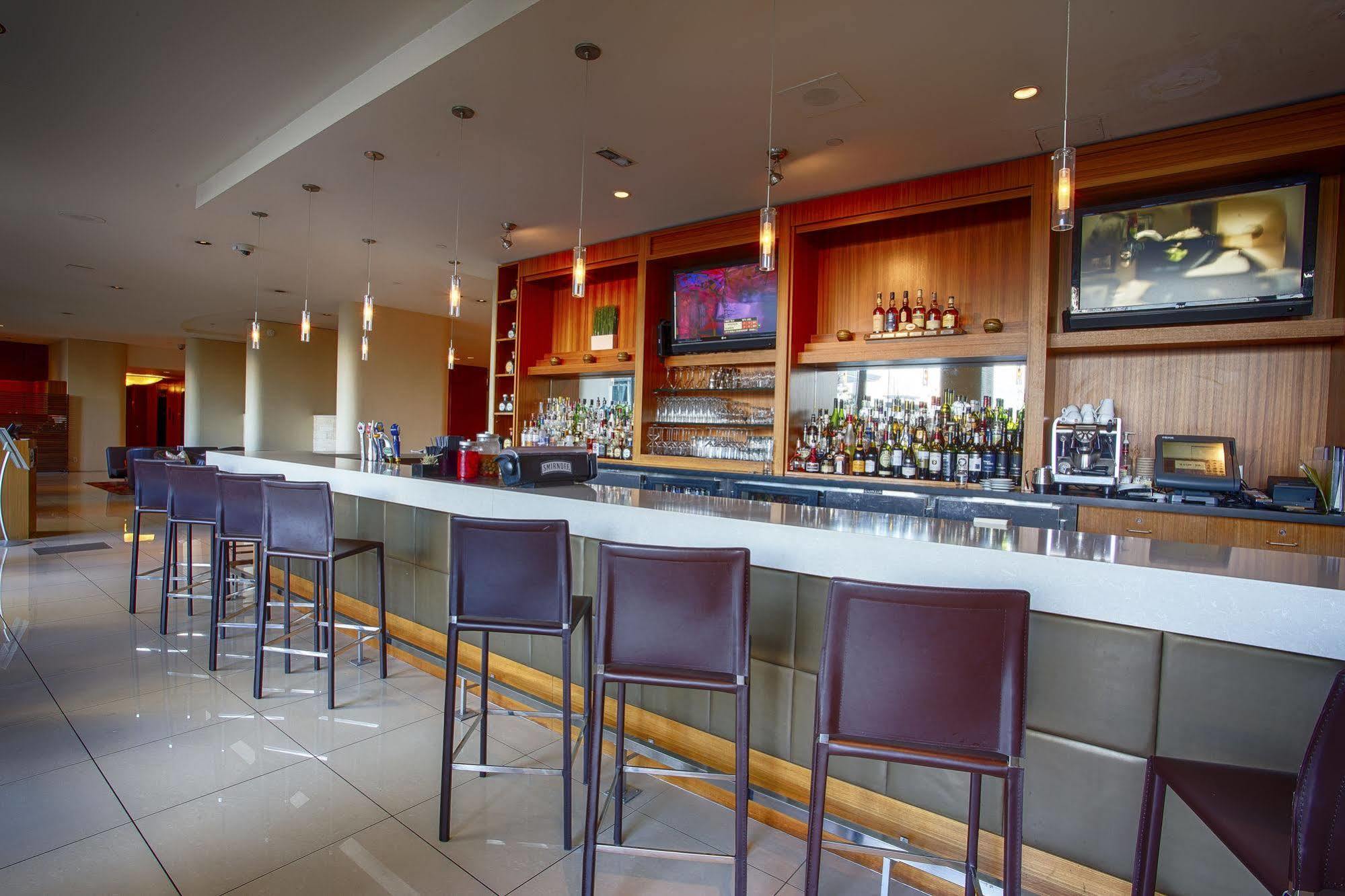Pinnacle Harbourfront Hotel Vancouver