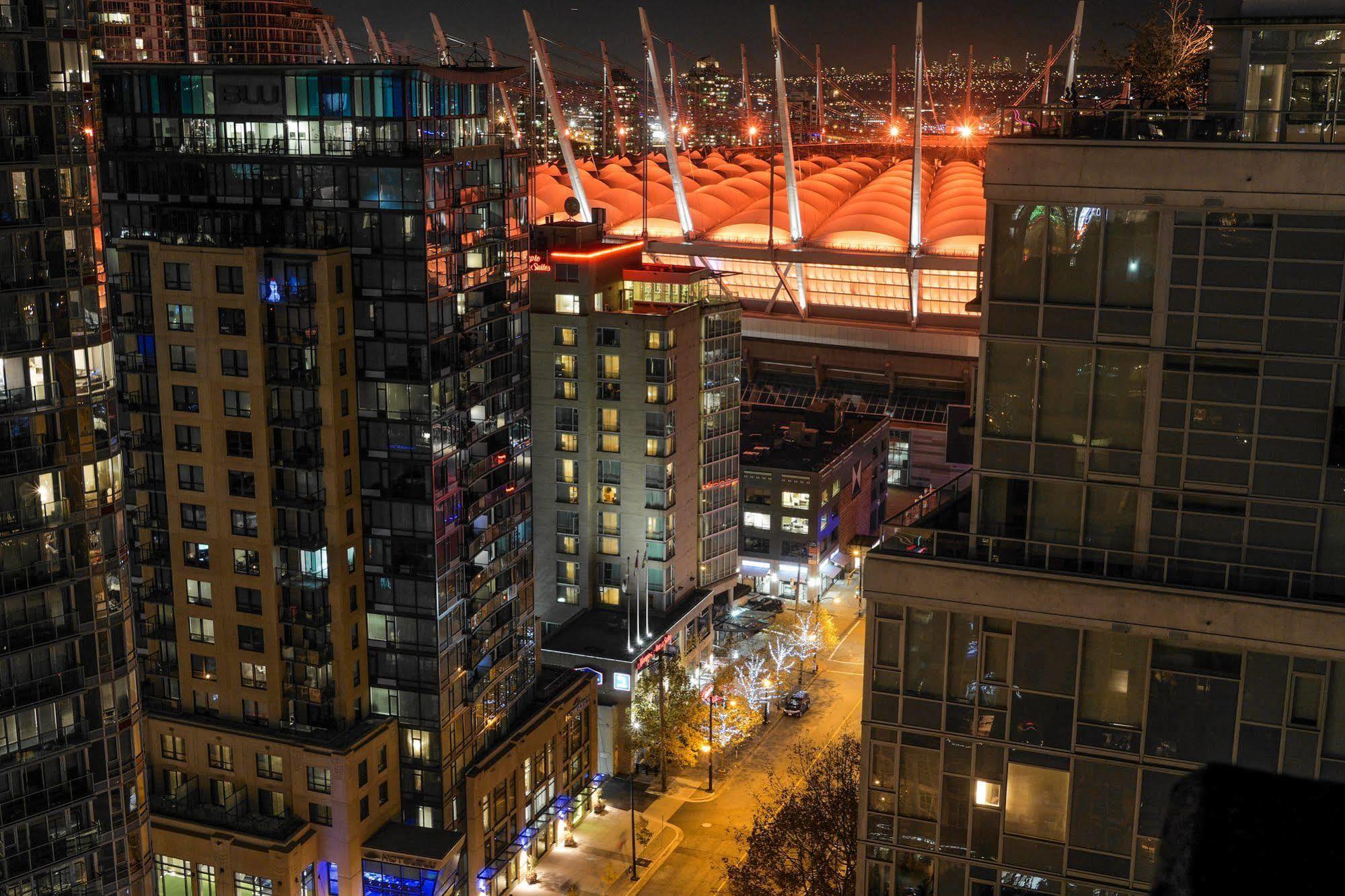 Hotel Rosedale On Robson Vancouver