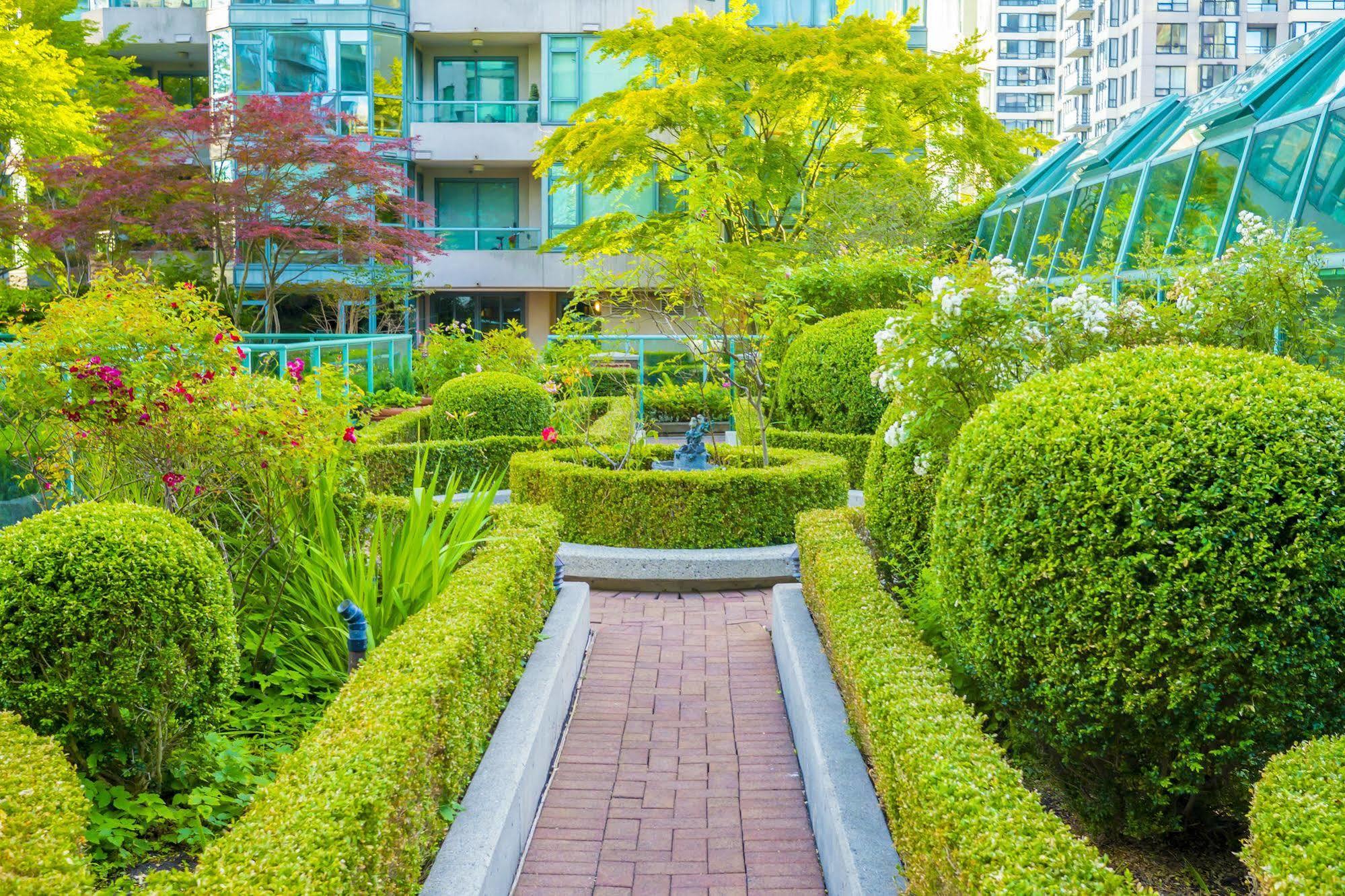 Hotel Rosedale On Robson Vancouver