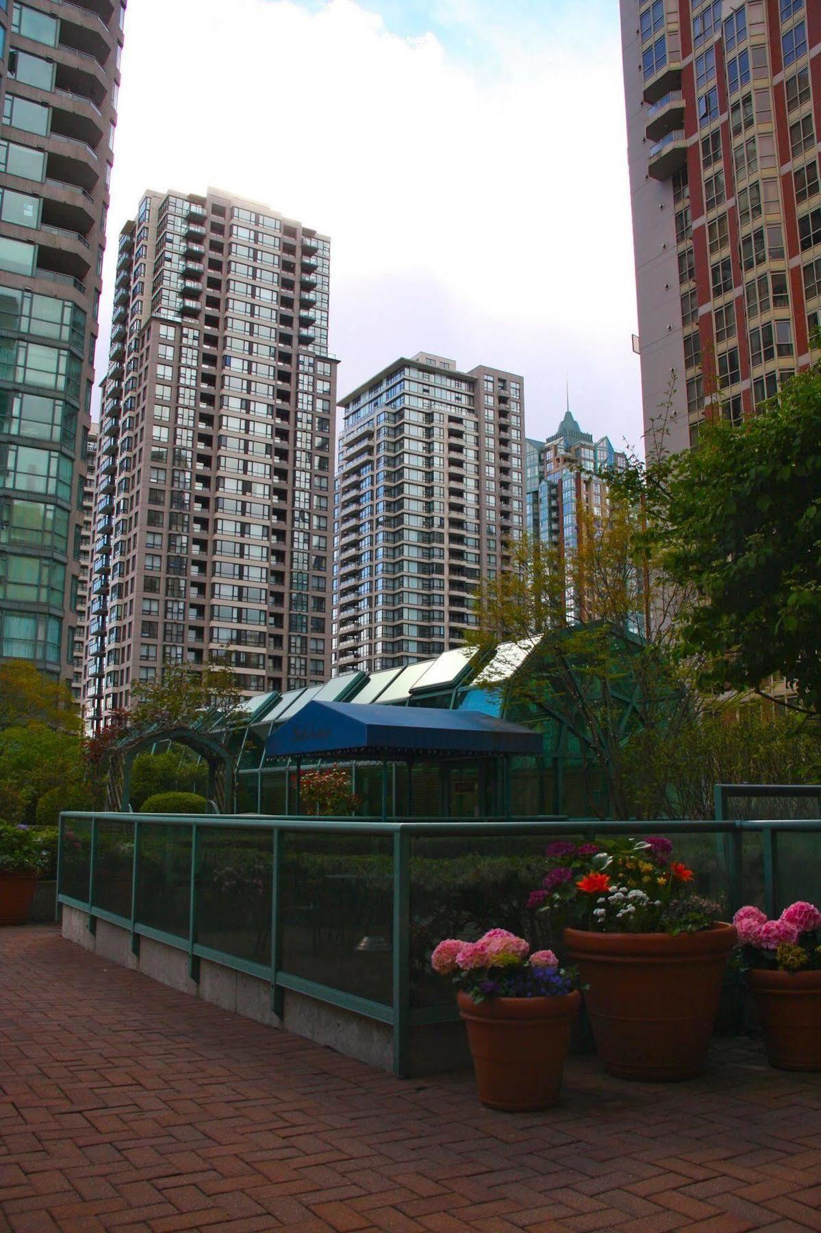 Rosedale Apartment Vancouver