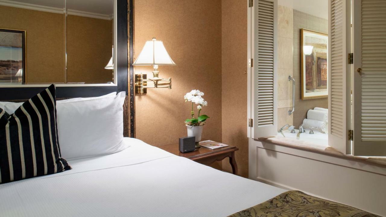 Hotel Wedgewood & - Relais & Chateaux Vancouver