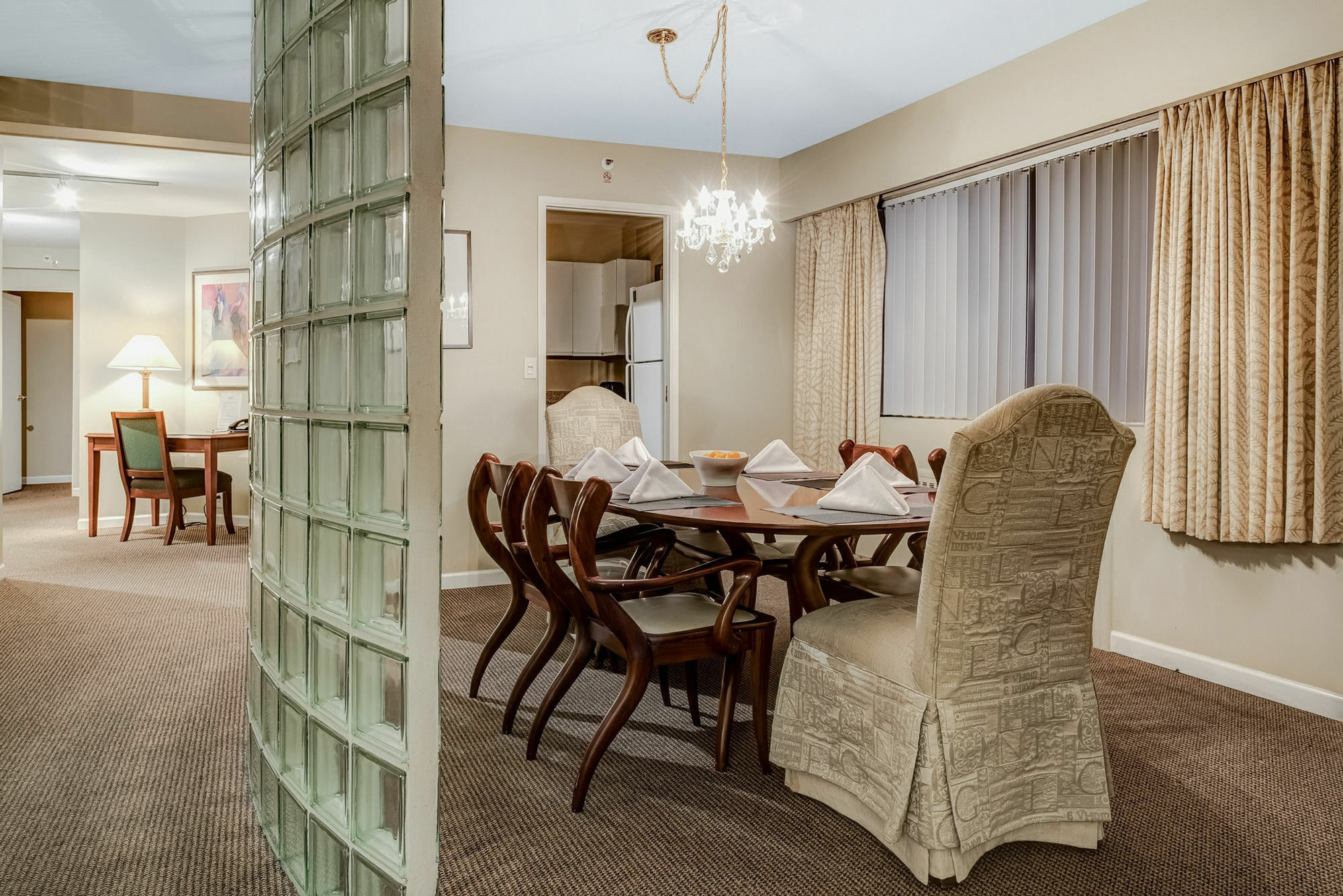 Aparthotel Rosellen At Stanley Park 3*