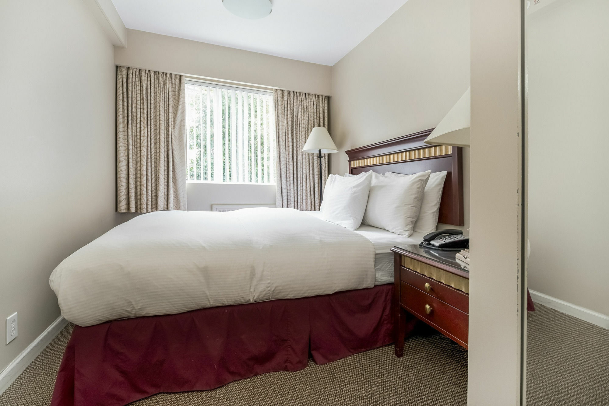 Aparthotel Rosellen At Stanley Park 3*