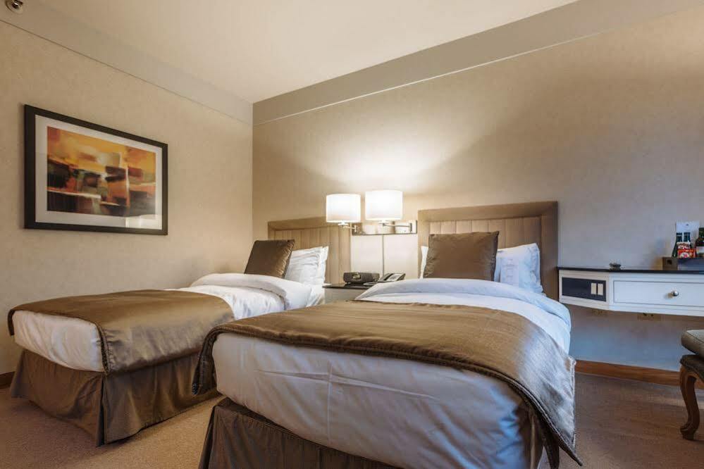 Hotel Metropolitan Vancouver