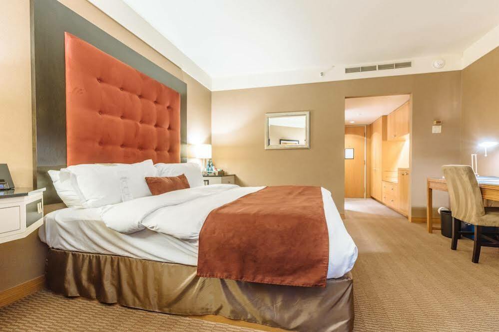 Metropolitan Hotel