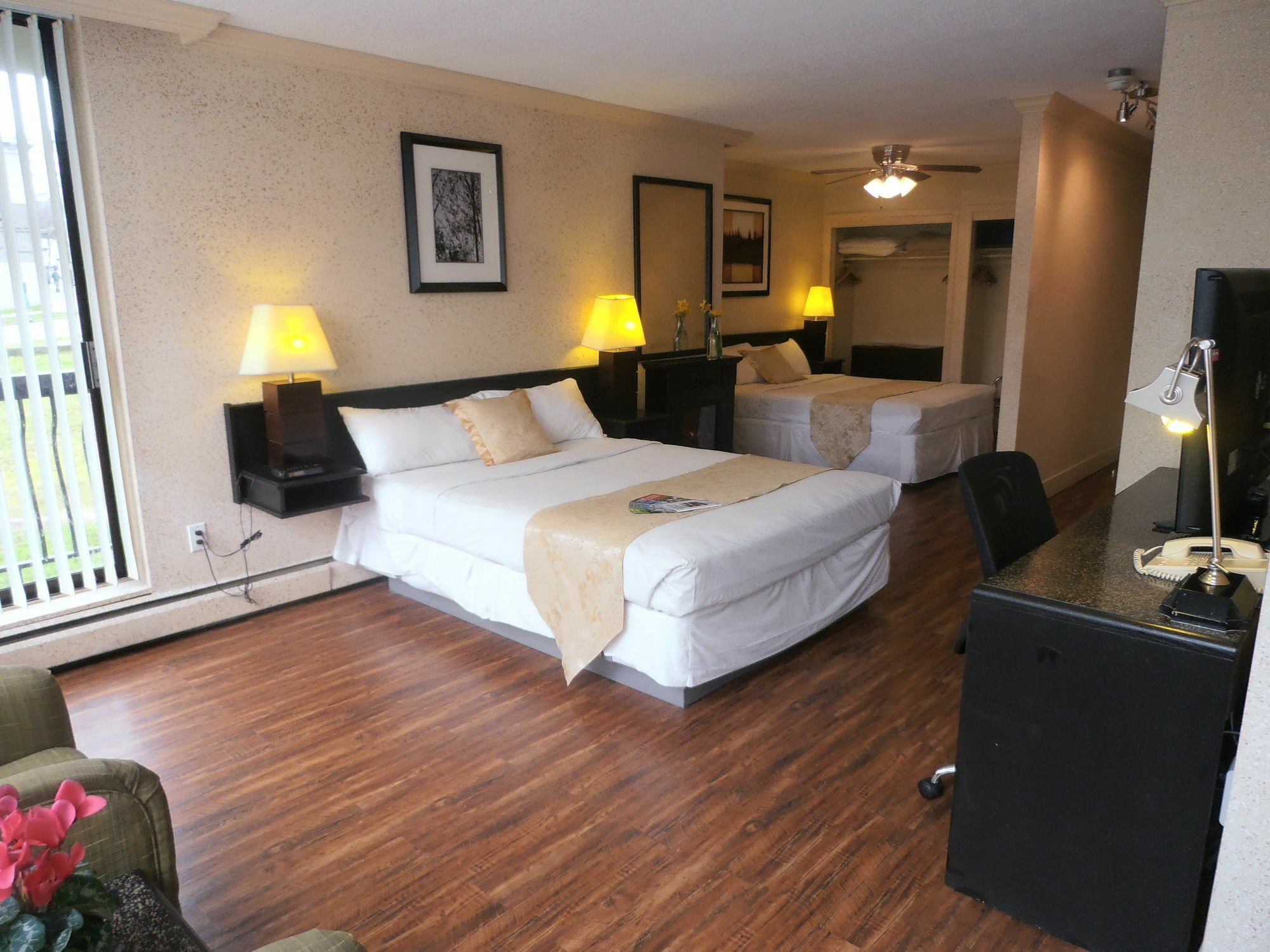 Divya Sutra On Robson Downtown Aparthotel Vancouver