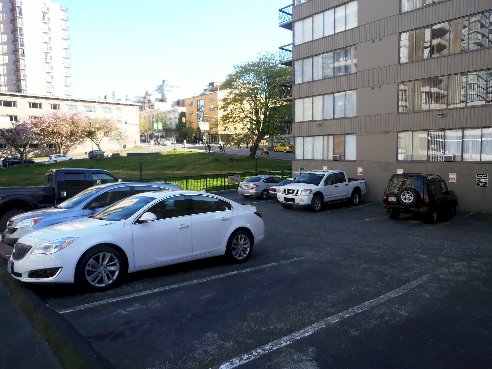 Divya Sutra On Robson Downtown 3*