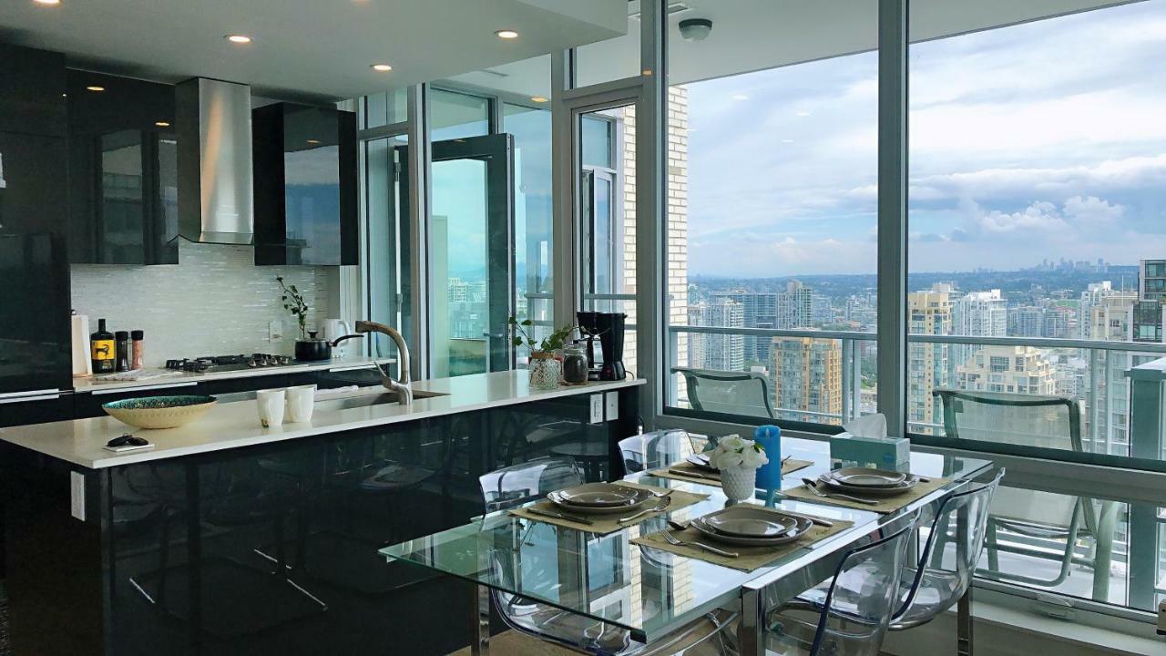 Brand New Seaview High-rise Downtown Vancouver